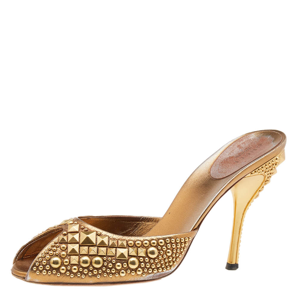 Pre Owned صندل سلايد غوتشي جلد مرصع ذهبي مقدمة مفتوحة مقاس 39.5