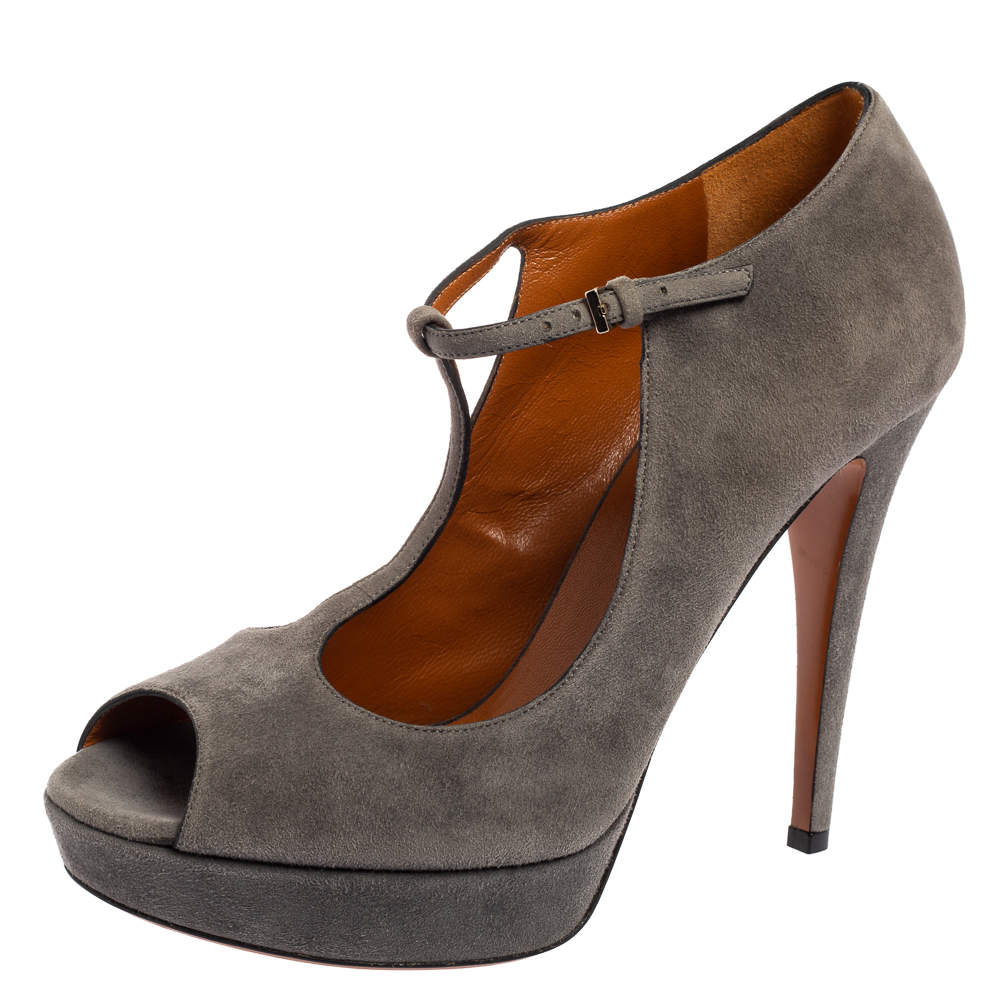 Pre Owned Gucci Grey Suede Peep-Toe Platform T-Strap Sandals Size 38