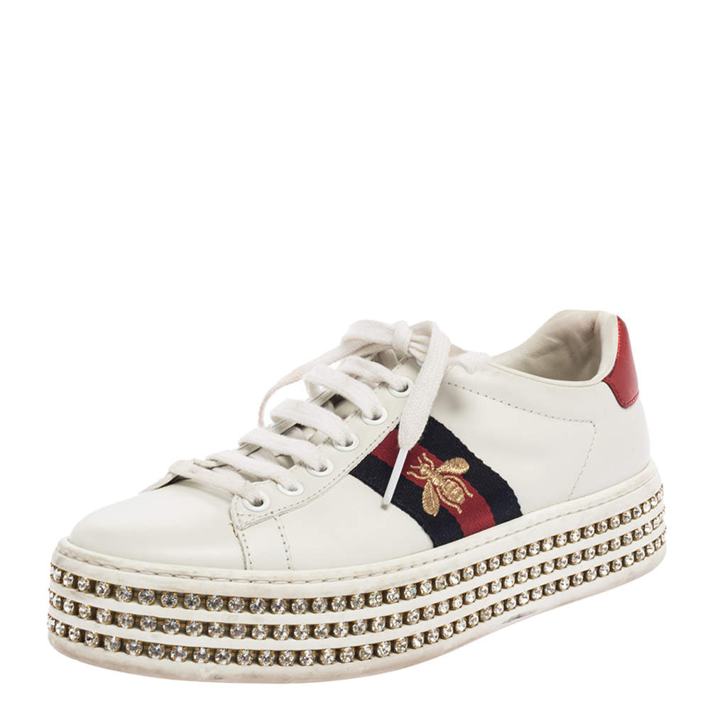 مملوكة مسبقًا Gucci White Leather And Bee Web Detail New Ace Crystal Embellished Platform Sneakers Size 36