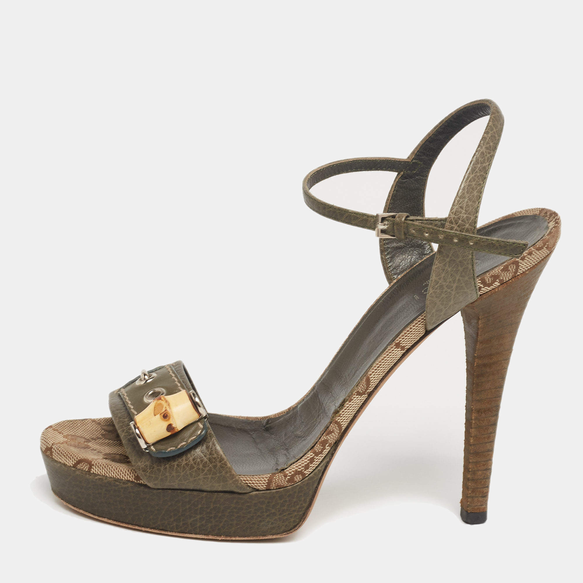 مملوكة مسبقًا Gucci Green Leather Bamboo Buckle Gwen T Strap Sandals Size 37.5