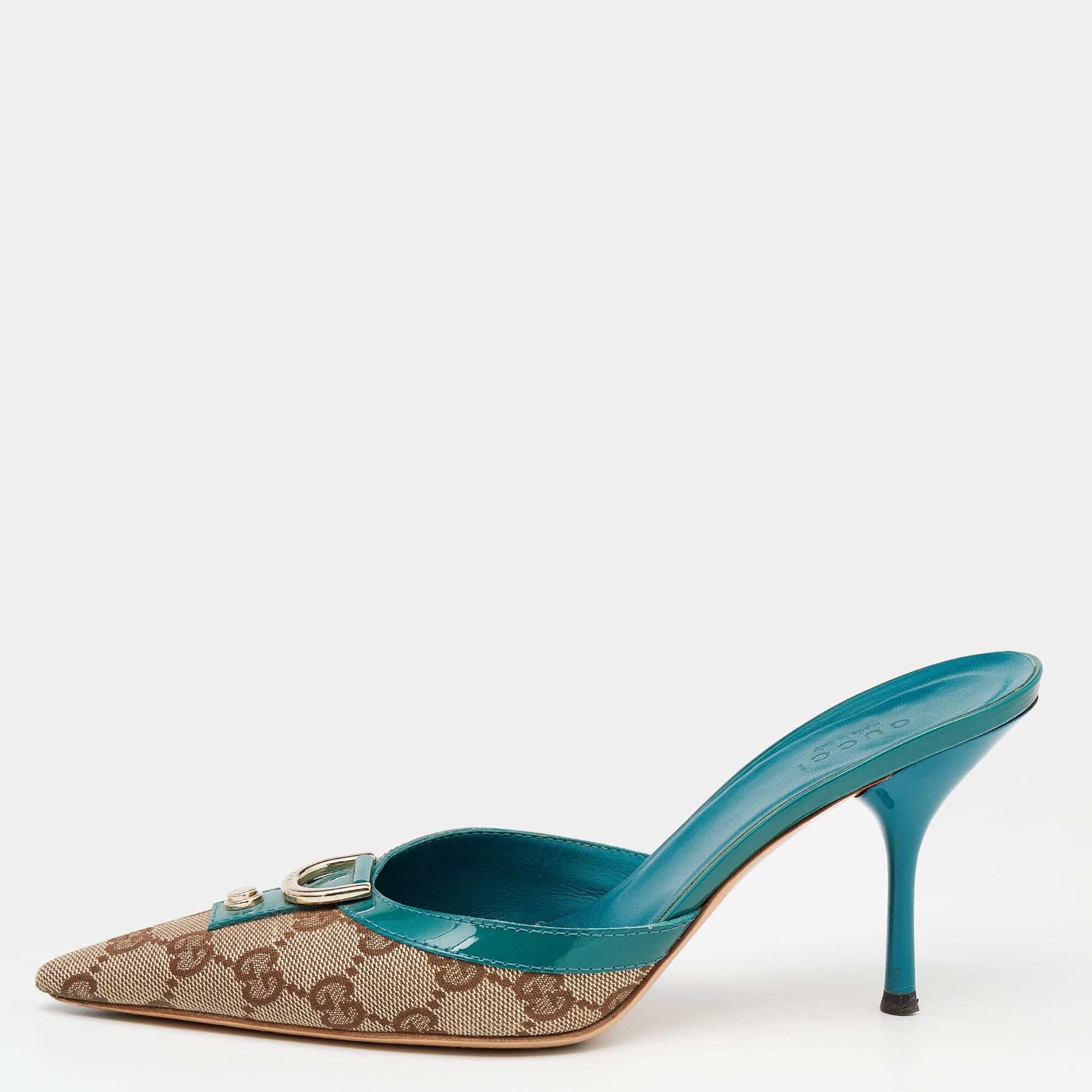 Pre Owned Gucci Beige/Turquoise GG Canvas And Patent Leather D Ring Pointed Toe Mules Size 36.5