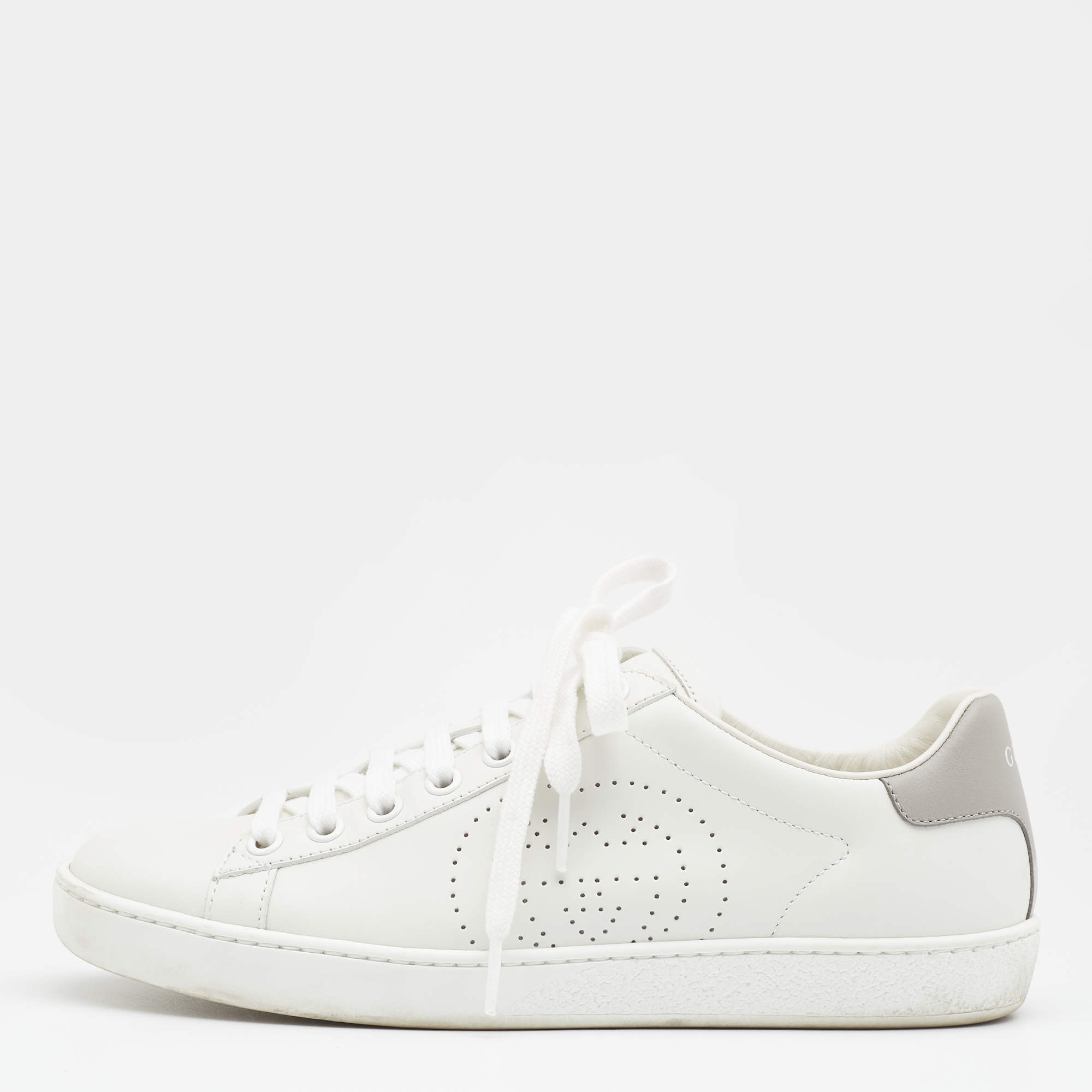 مملوكة مسبقًا Gucci White Leather Low Top Sneakers Size 36