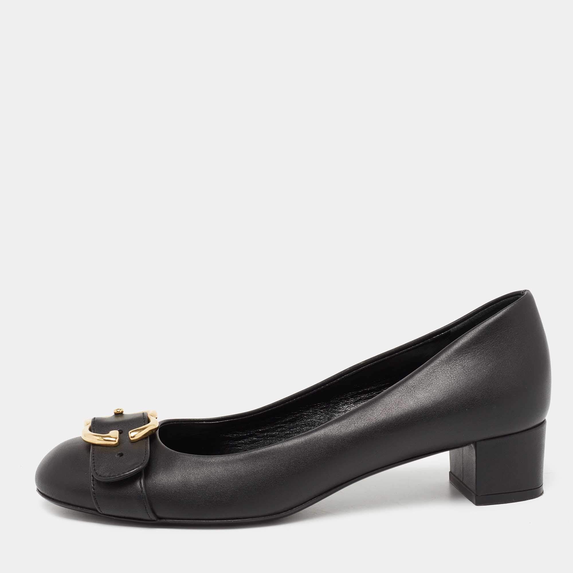 مملوكة مسبقًا Gucci Black Leather Sachalin Buckle Detail Round Toe Block Heel Pumps Size 38