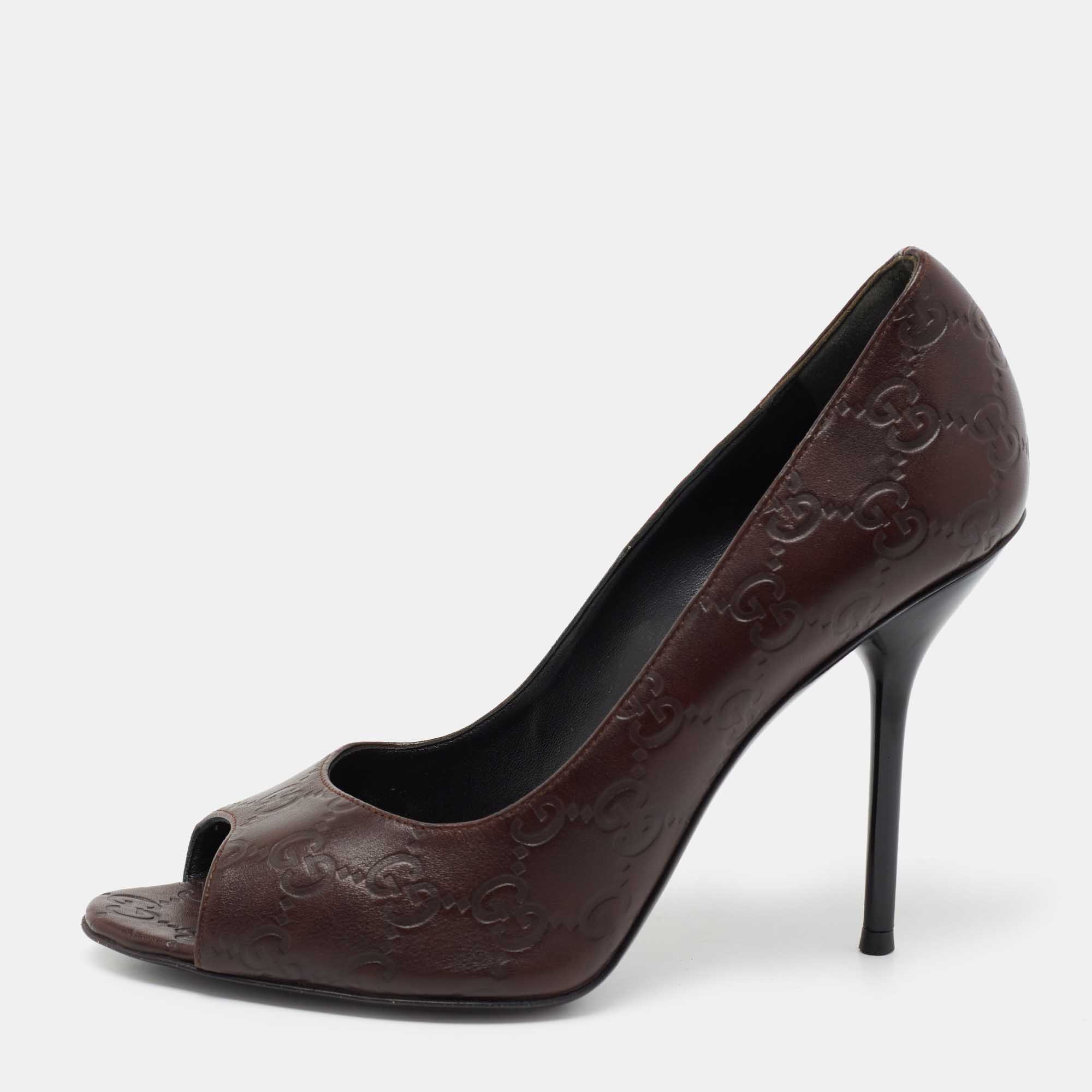 Pre Owned حذاء كعب عالي غوتشي بمقدمة مدببة جلد غوتشيسيما بني غامق مقاس 38.5