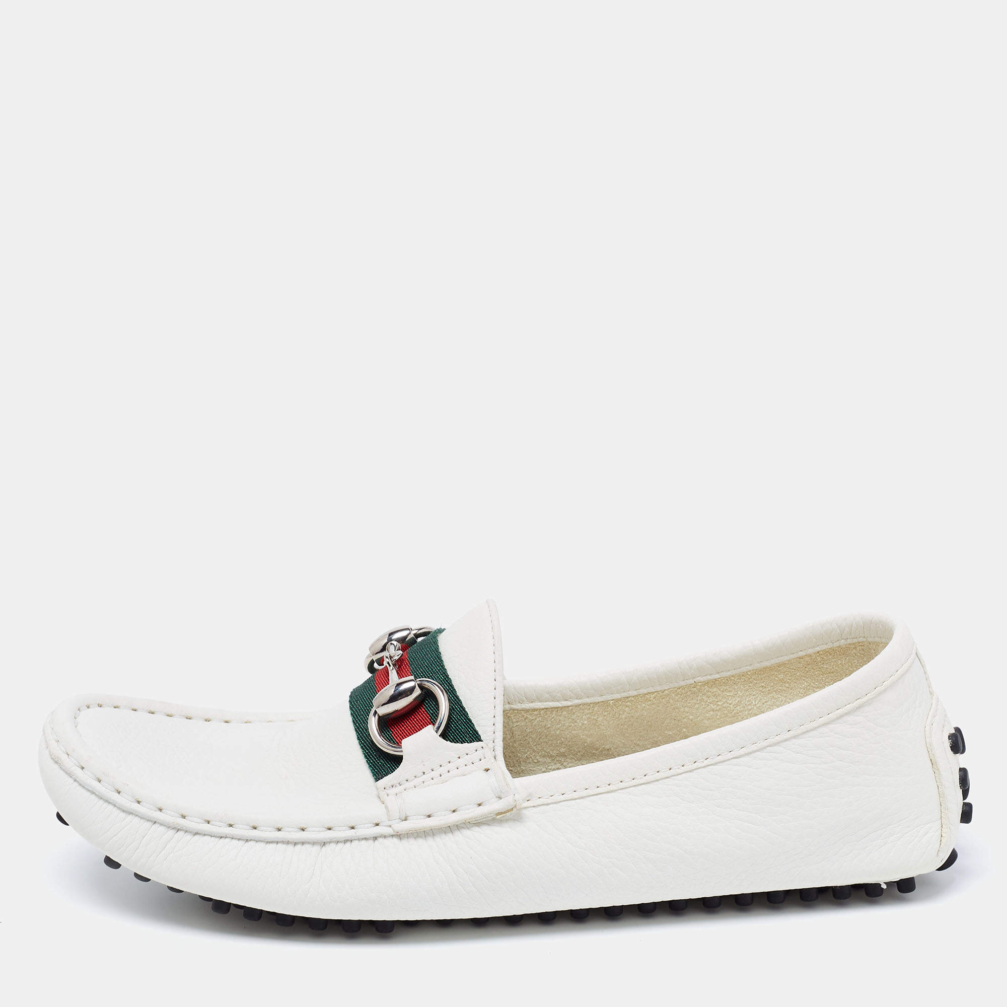 مملوكة مسبقًا Gucci White Leather Horsebit Web Detail Loafers Size 37