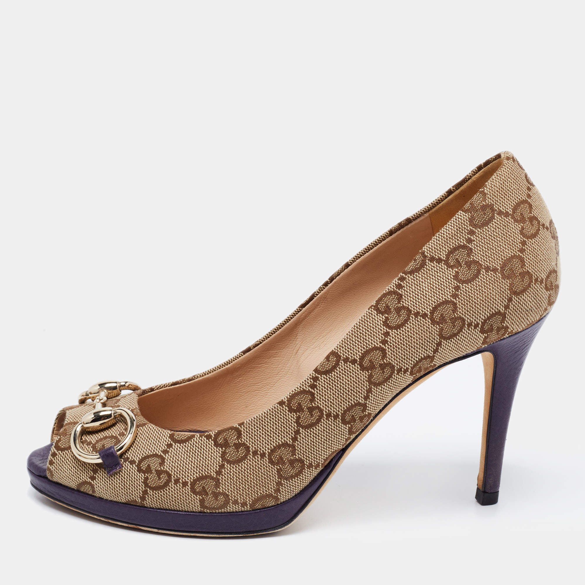 Pre Owned Gucci Brown/Beige GG Canvas Hollywood Horsebit Platform Peep Toe Pumps Size 37