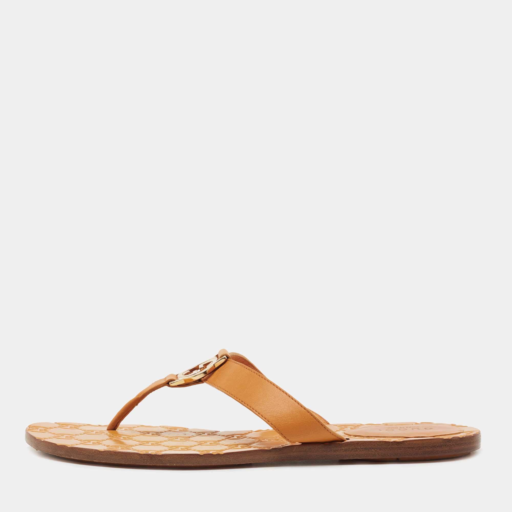 Gucci Light Orange Leather GG Marmont Thong Flats Size 38.5