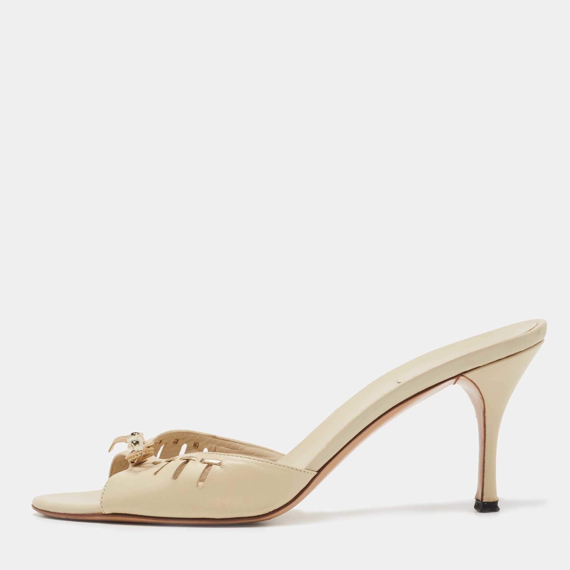 Gucci Cream Leather Laser Cut Bow Slide Sandals Size 40