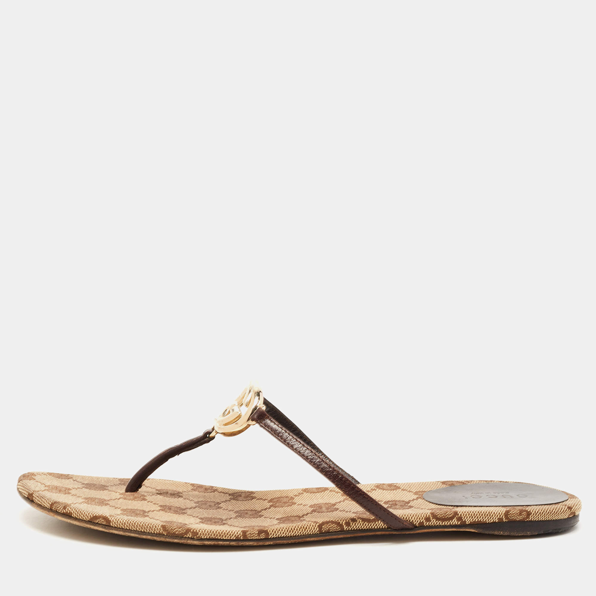 Gucci Brown Leather GG Thong Flats Size 37