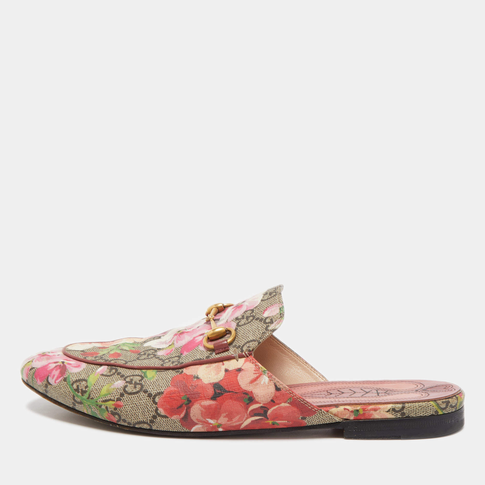 Pre Owned Gucci Beige/Brown GG Supreme Blooms Canvas Princetown Flat Mules Size 38.5