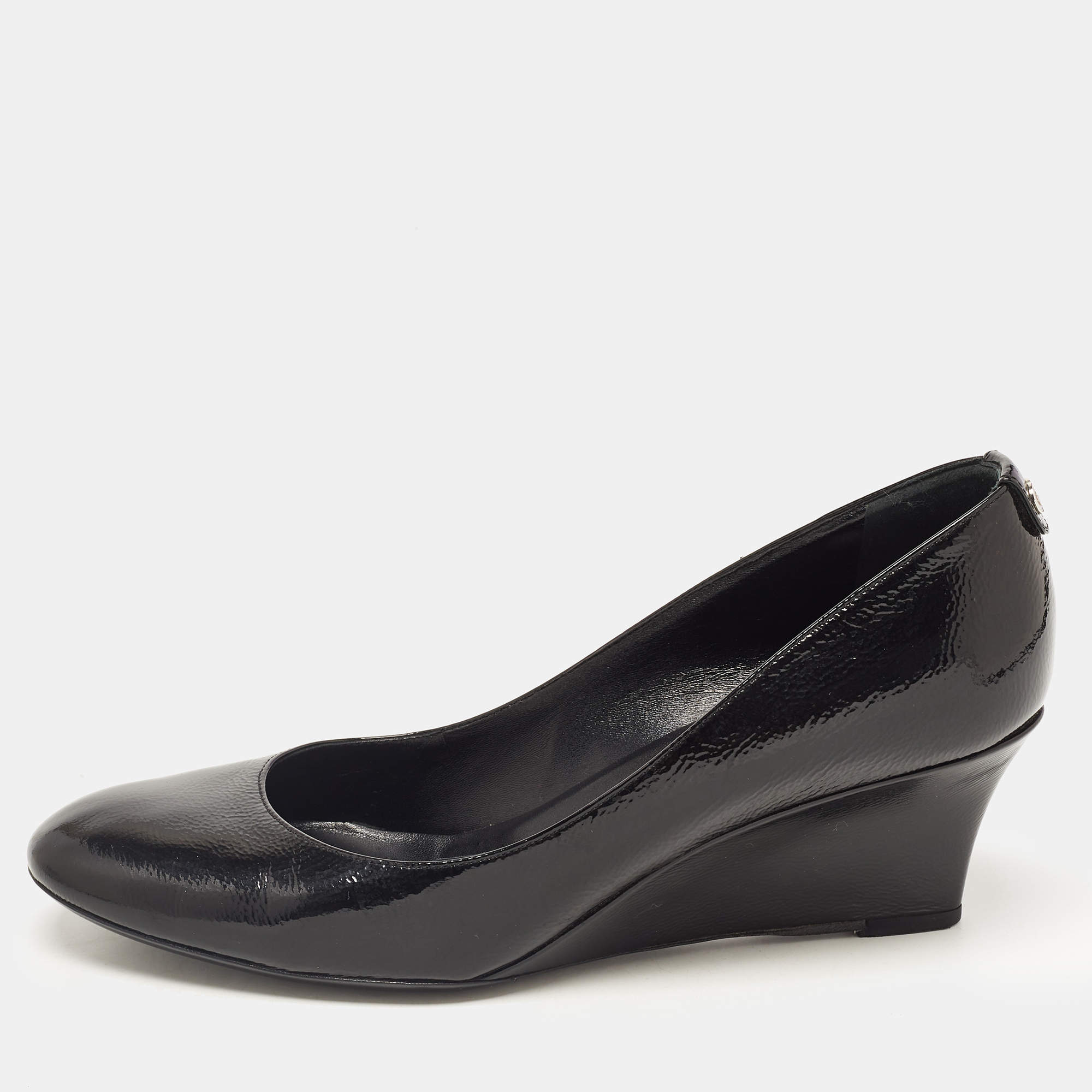 Pre Owned Gucci Black Patent Leather Wedge Round Toe Pumps Size 39