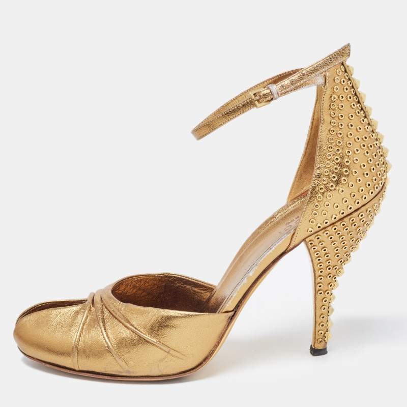 Pre Owned Gucci Metallic Gold Leather Ankle Strap Pumps Size 38.5