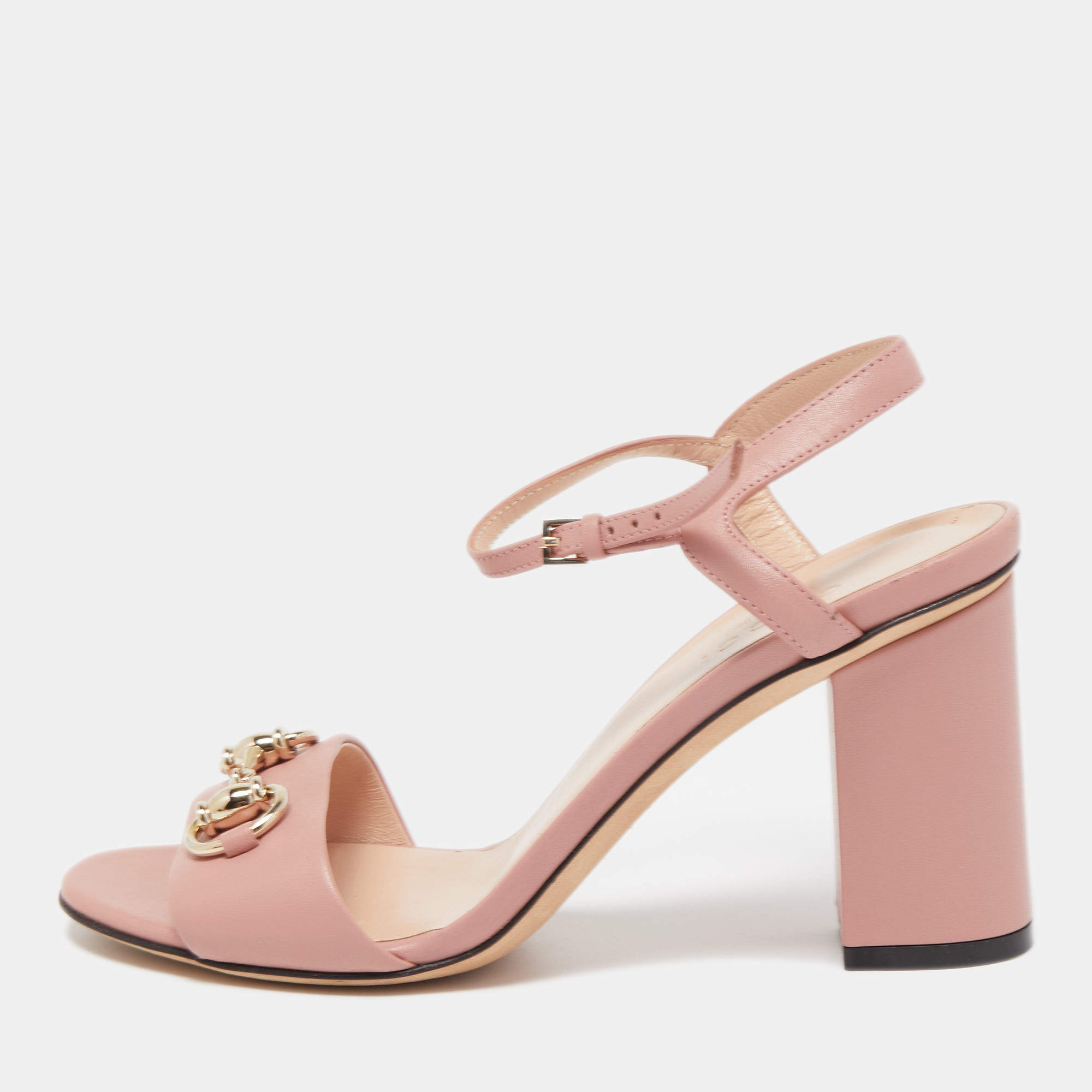 مملوكة مسبقًا Gucci Pink Leather Horsebit Ankle Strap Sandals Size 35