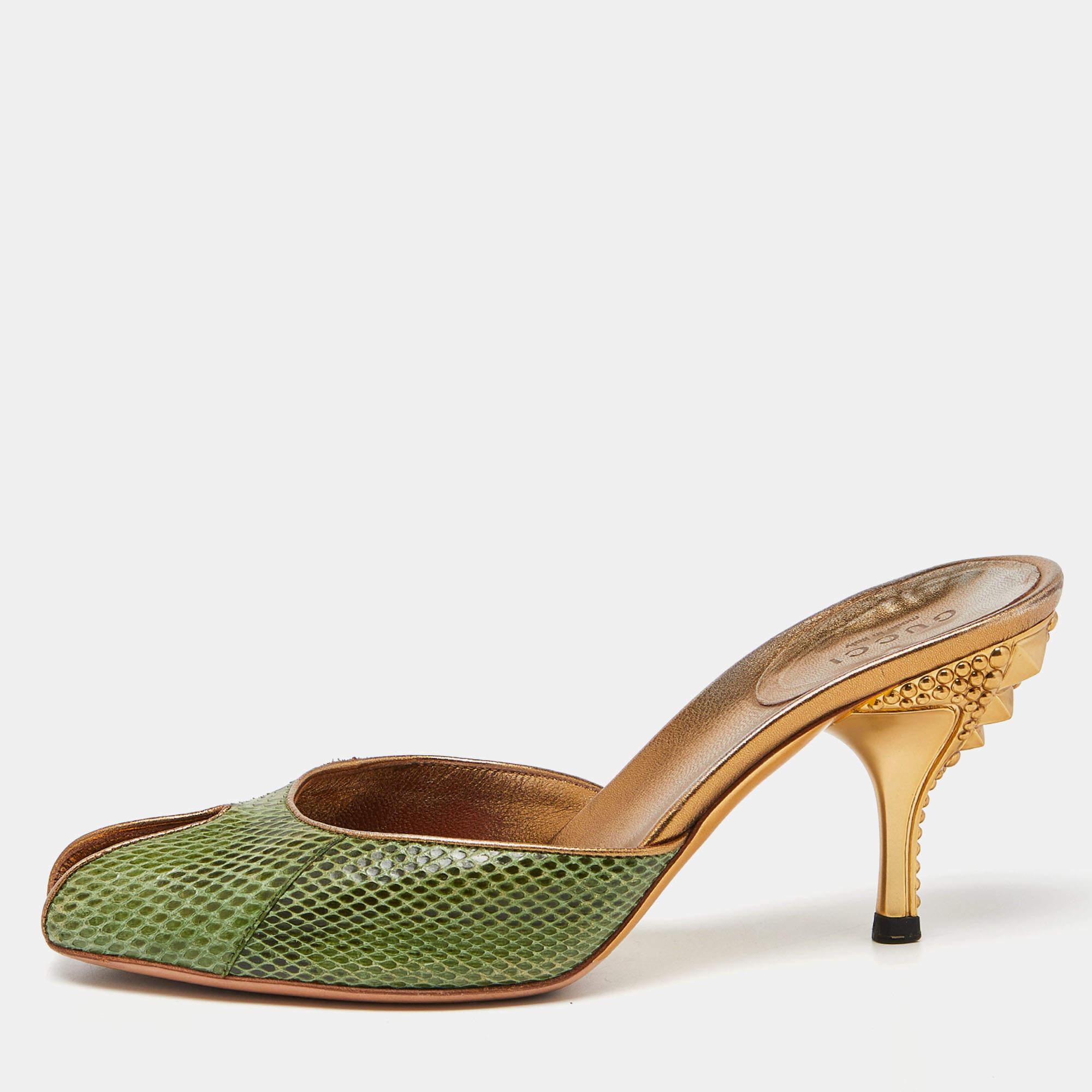 مملوكة مسبقًا Gucci Green Embossed Snakeskin Peep Toe Mules Size 36