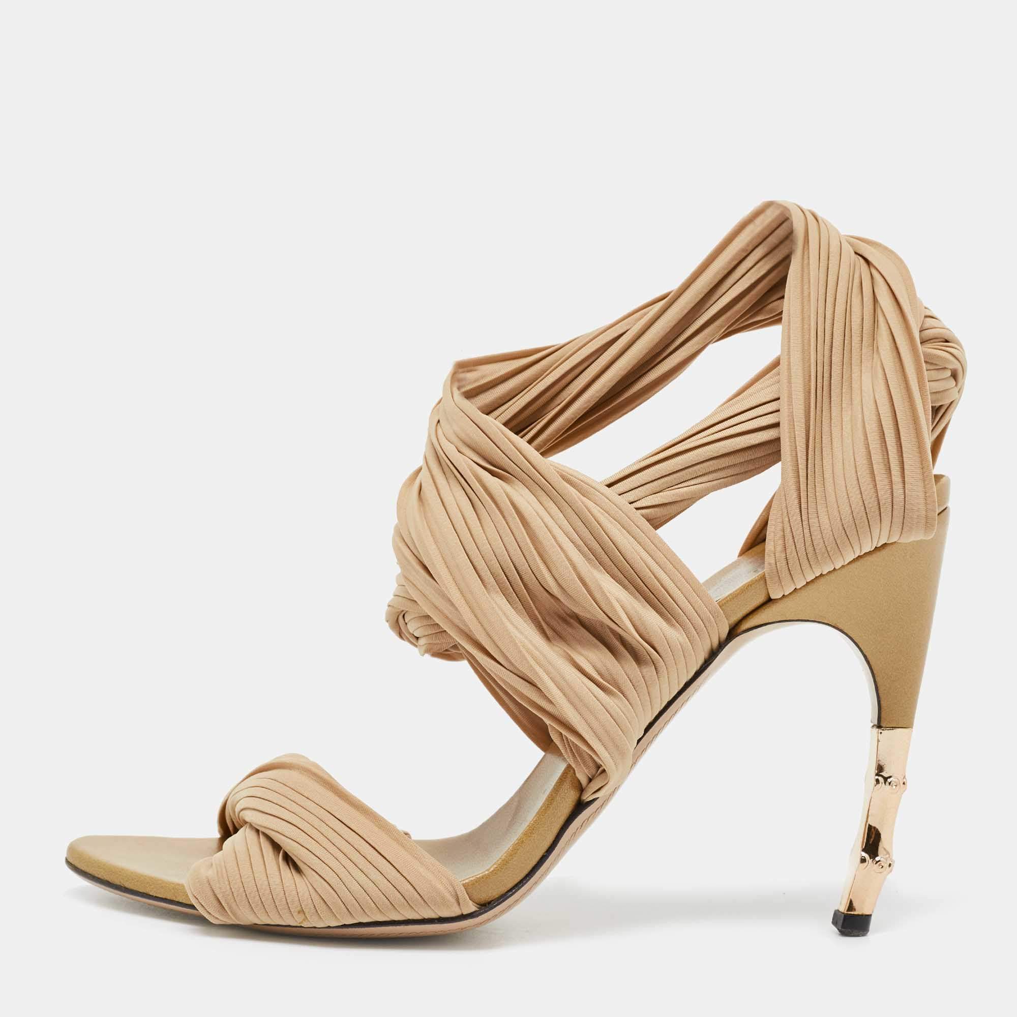 مملوكة مسبقًا Gucci Nude Fabric Pleated Strap Bamboo Heel Mule Sandals Size 38.5