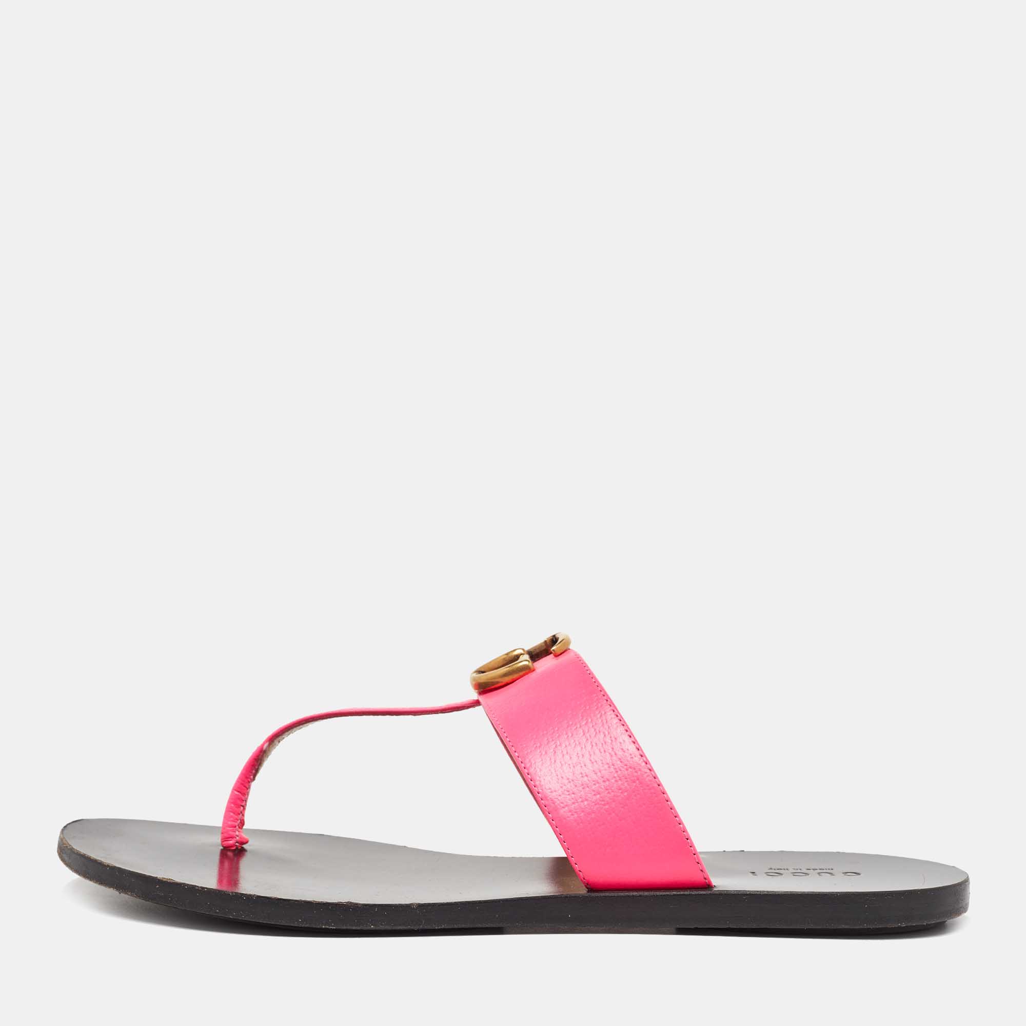 Pre Owned Gucci Neon Pink Leather GG Marmont Thong Flats Size 38