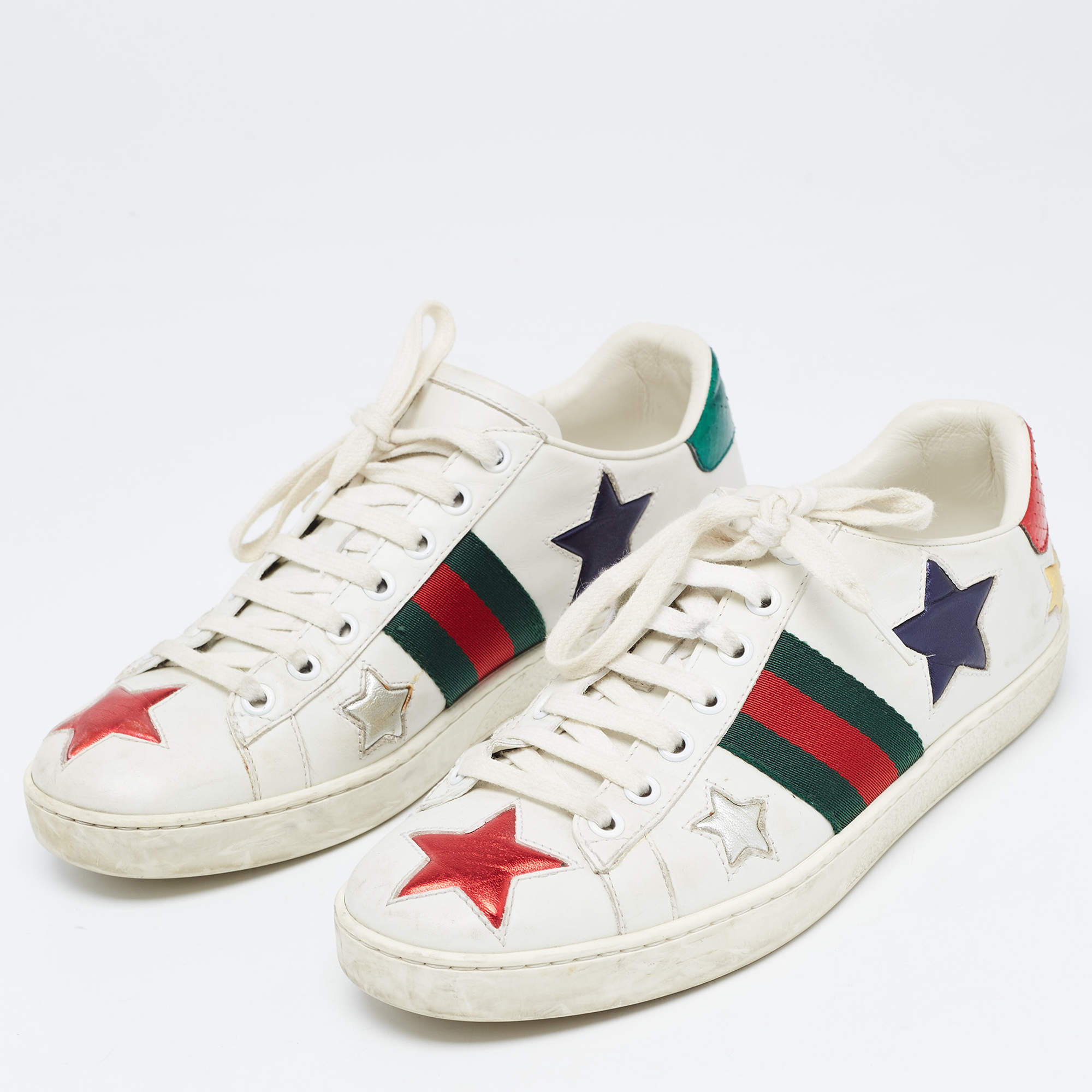 My Gucci Ace Sneakers Review - Mia Mia Mine | Casual shoes outfit, Gucci  ace sneakers, Gucci sneakers outfit