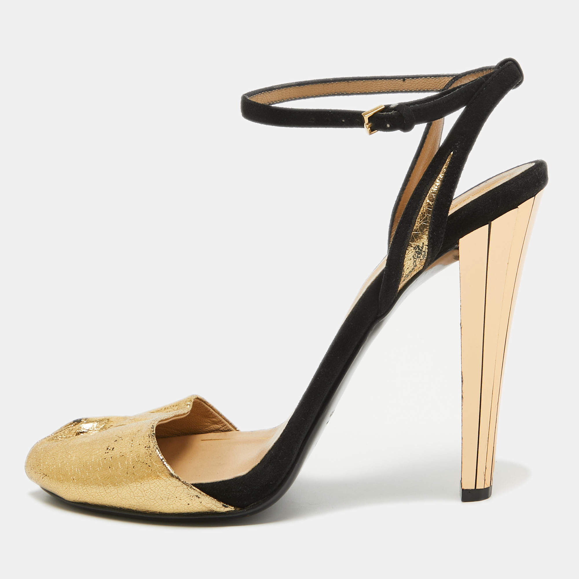 مملوكة مسبقًا Gucci Gold/Black Leather and Suede Ankle Strap Sandals Size 40