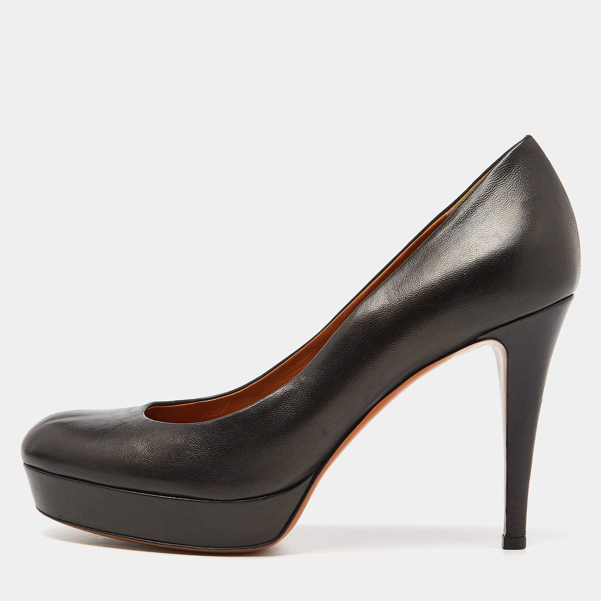 Gucci Black Leather Round Toe Platform Pumps Size 37.5
