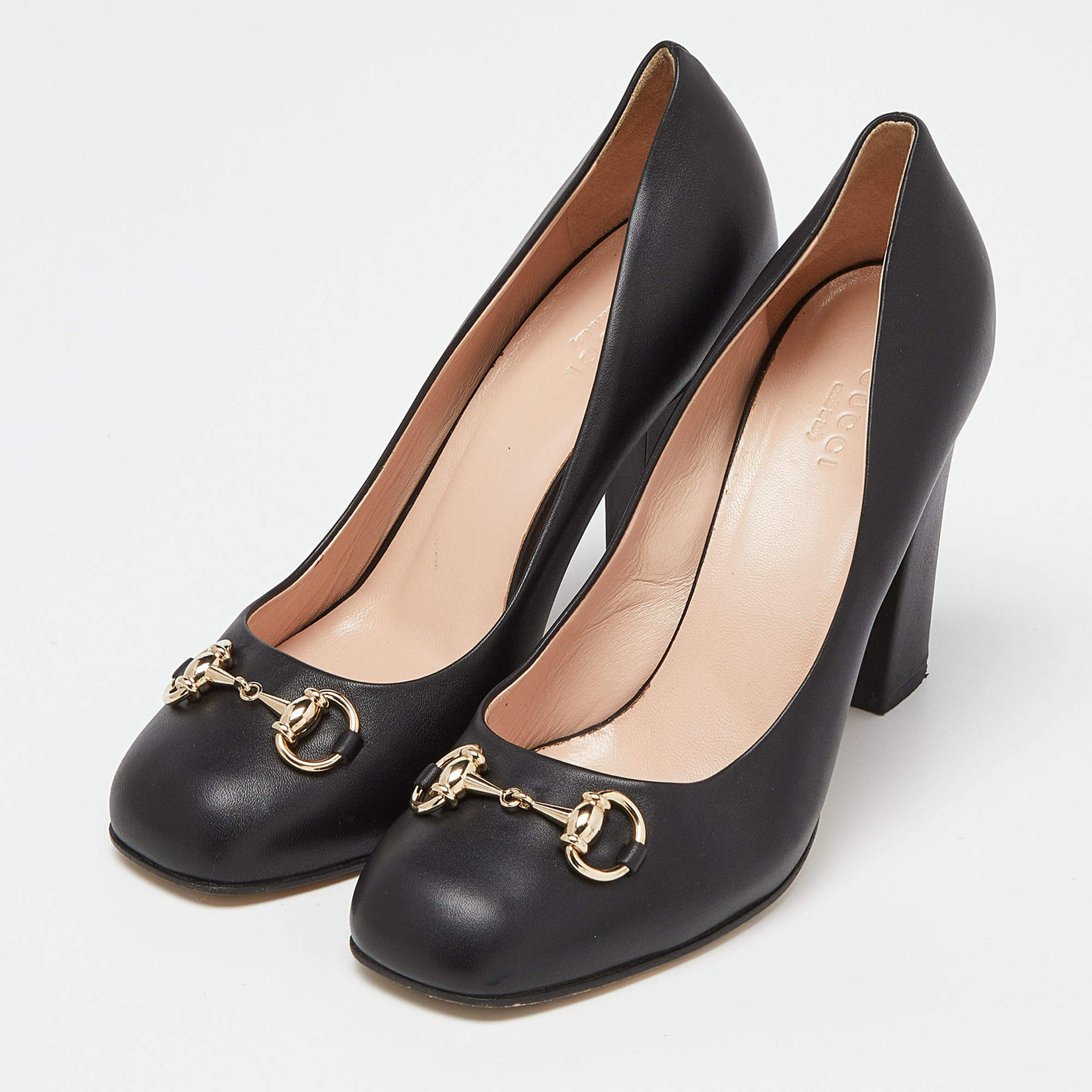 luxury-women-gucci-used-shoes-