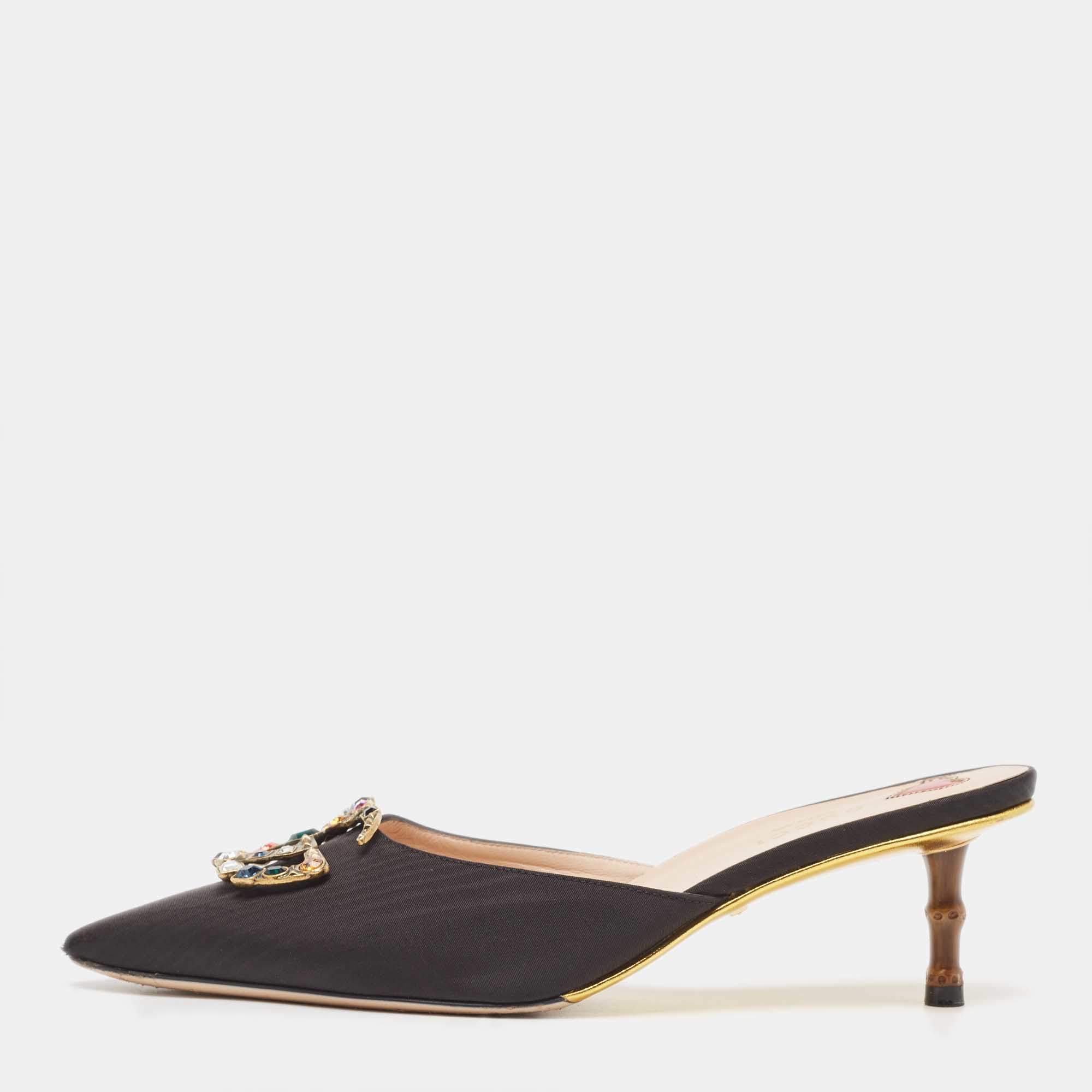 مملوكة مسبقًا Gucci Black Canvas Crystal Embellished Unia Mule Sandals Size 38 