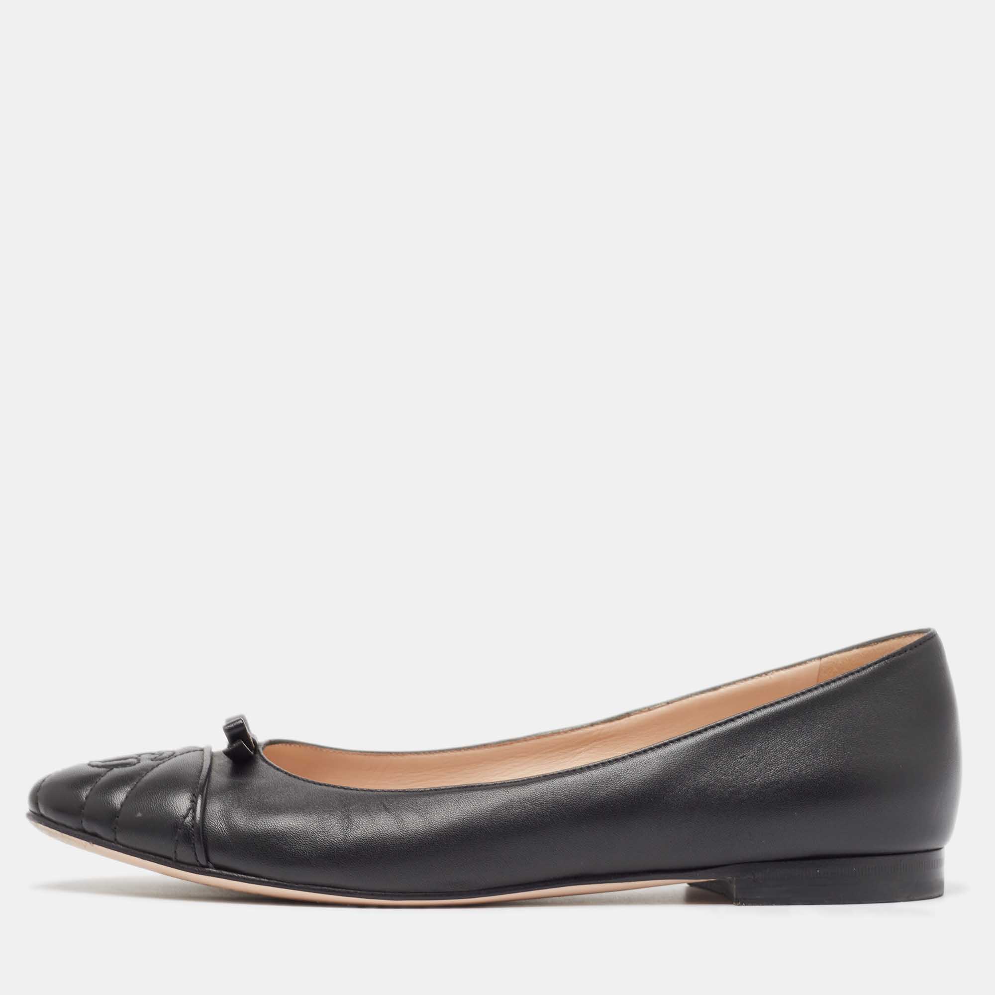 Pre Owned Gucci Black Leather GG Cap Toe Bow Ballet Flats Size 40