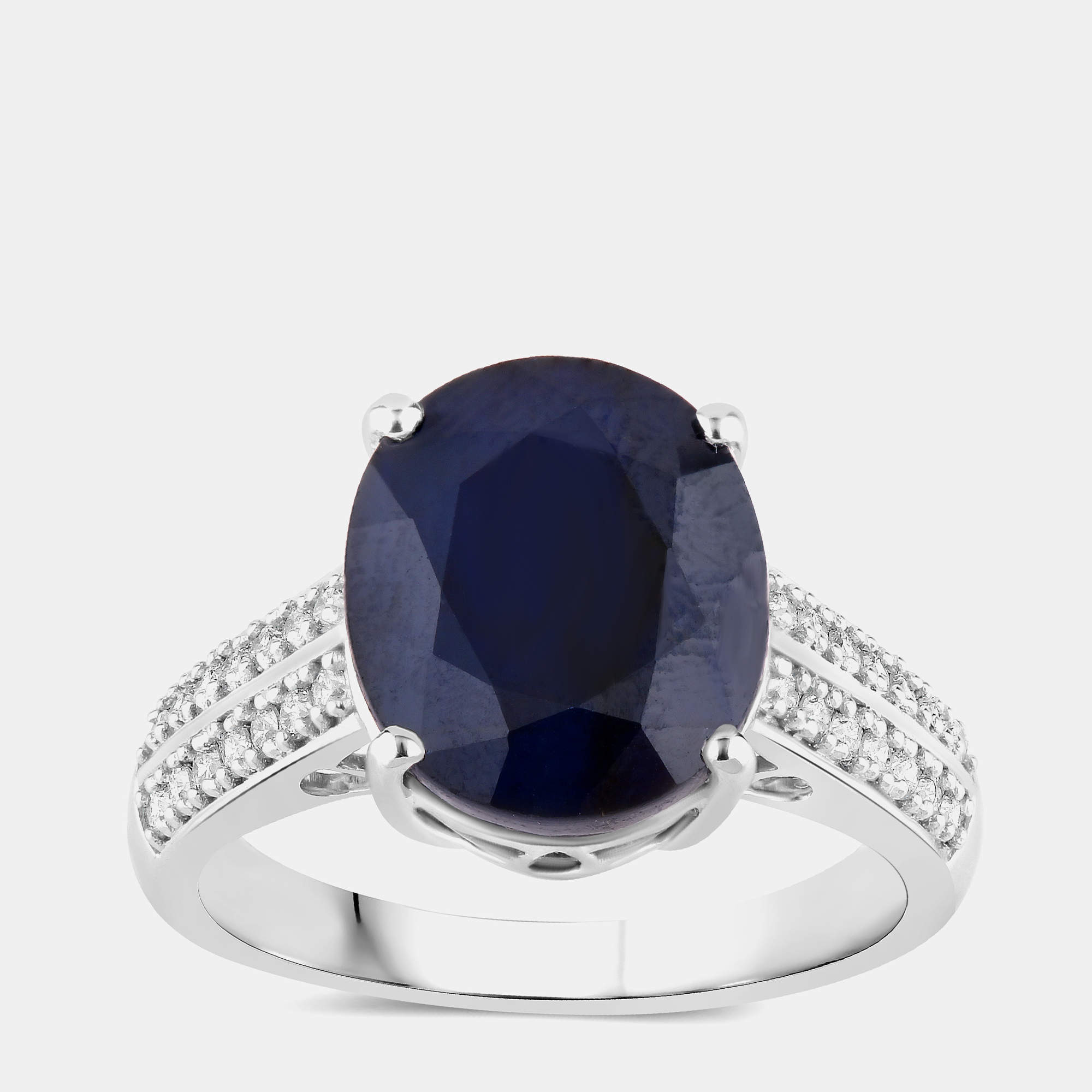 مملوكة مسبقًا 6.21 cts Blue Sapphire and Diamond 14K White Gold Bridge Ring US Size 7
