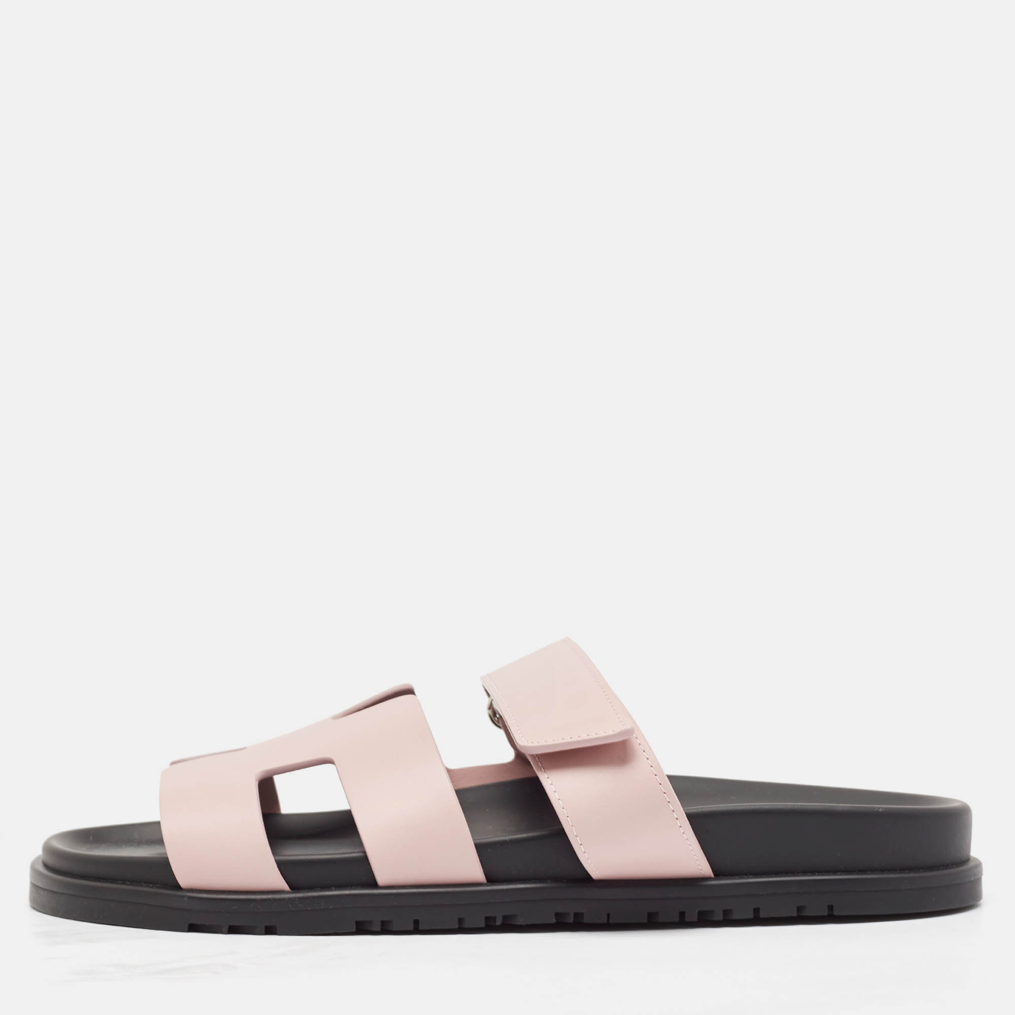 Hermès Beige Leather Chypre Flat Sandals Size 41