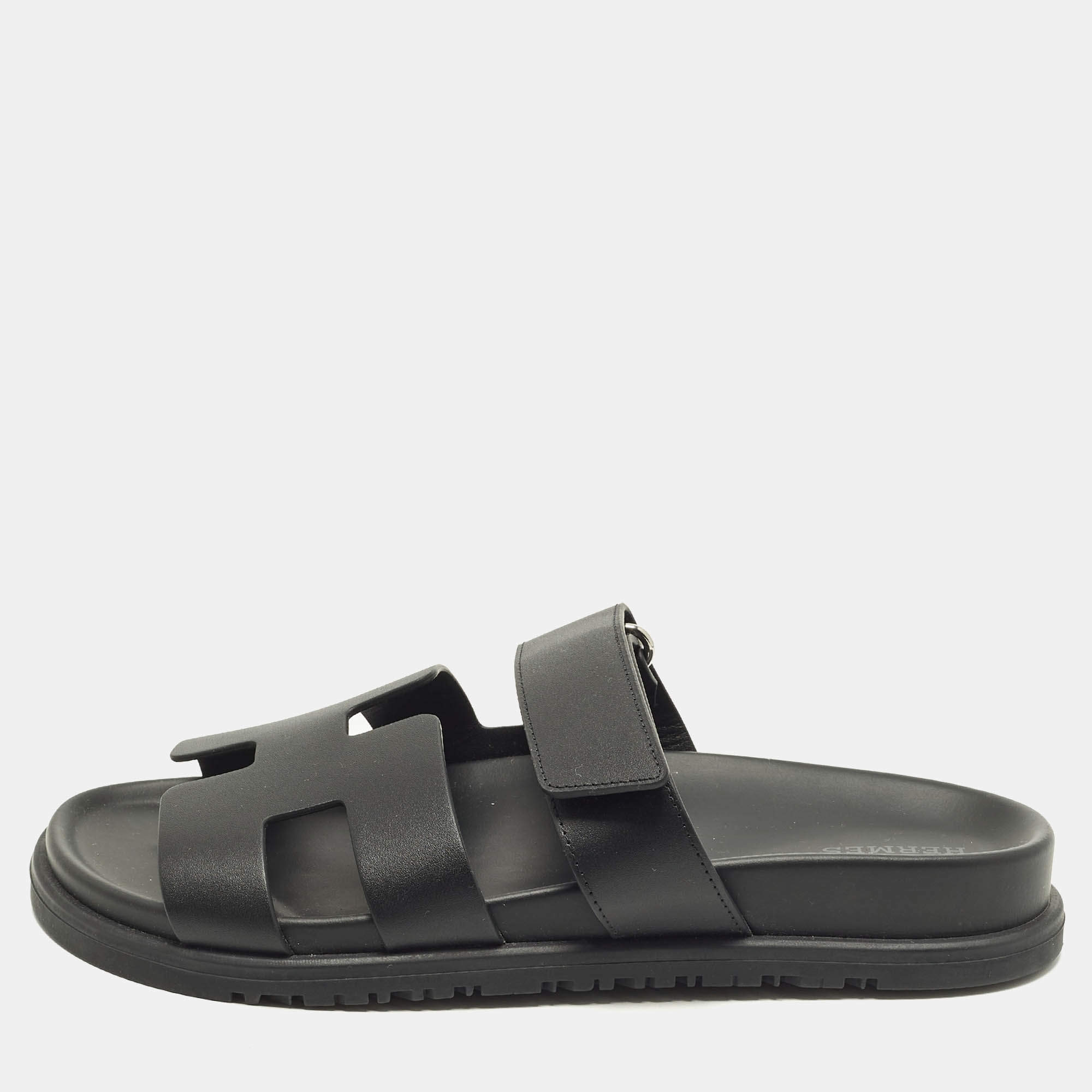 Pre Owned Hermes Chypre Size 38 Black Leather Slide Slide