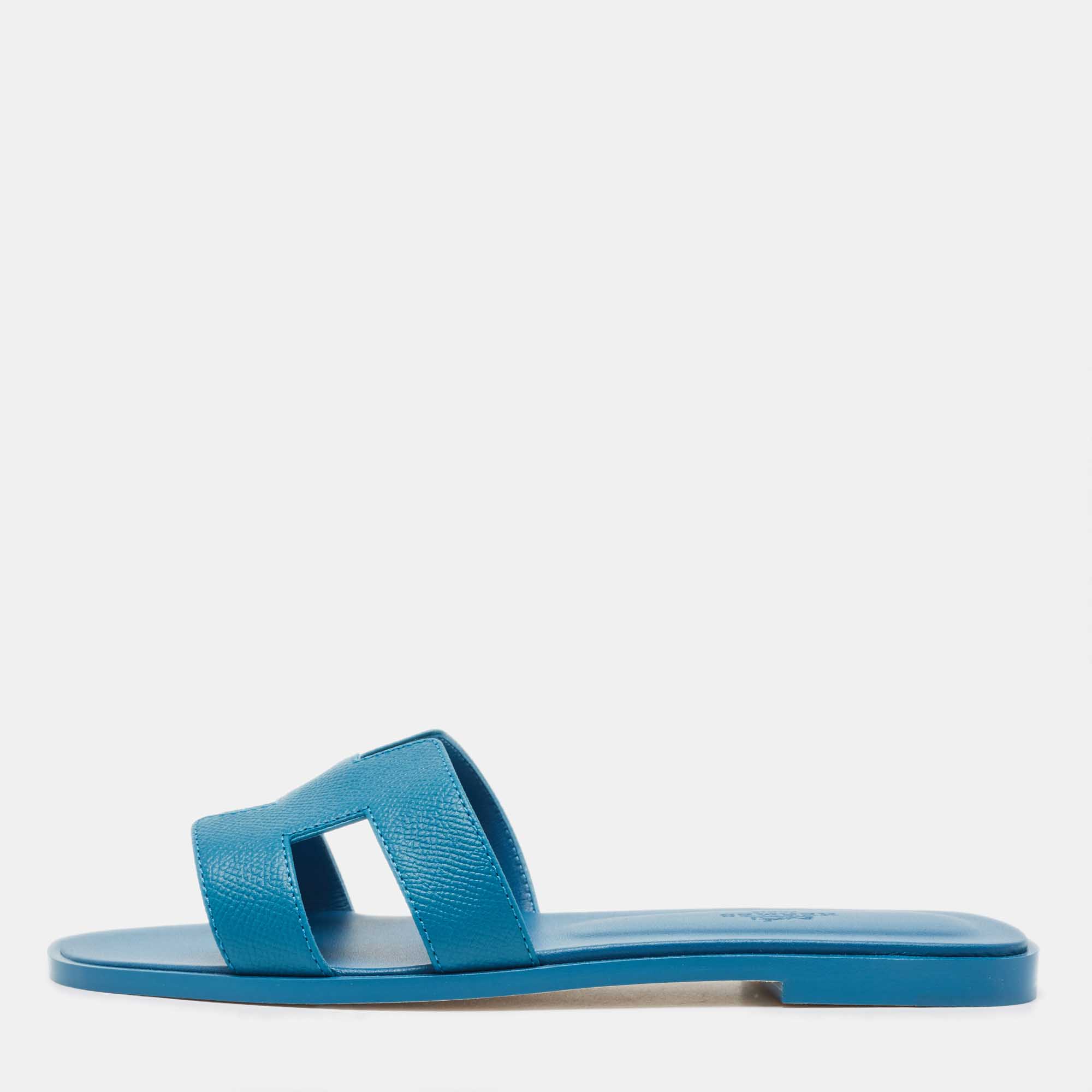 Pre Owned Hermes Blue Leather Oran Flat Slides Size 38
