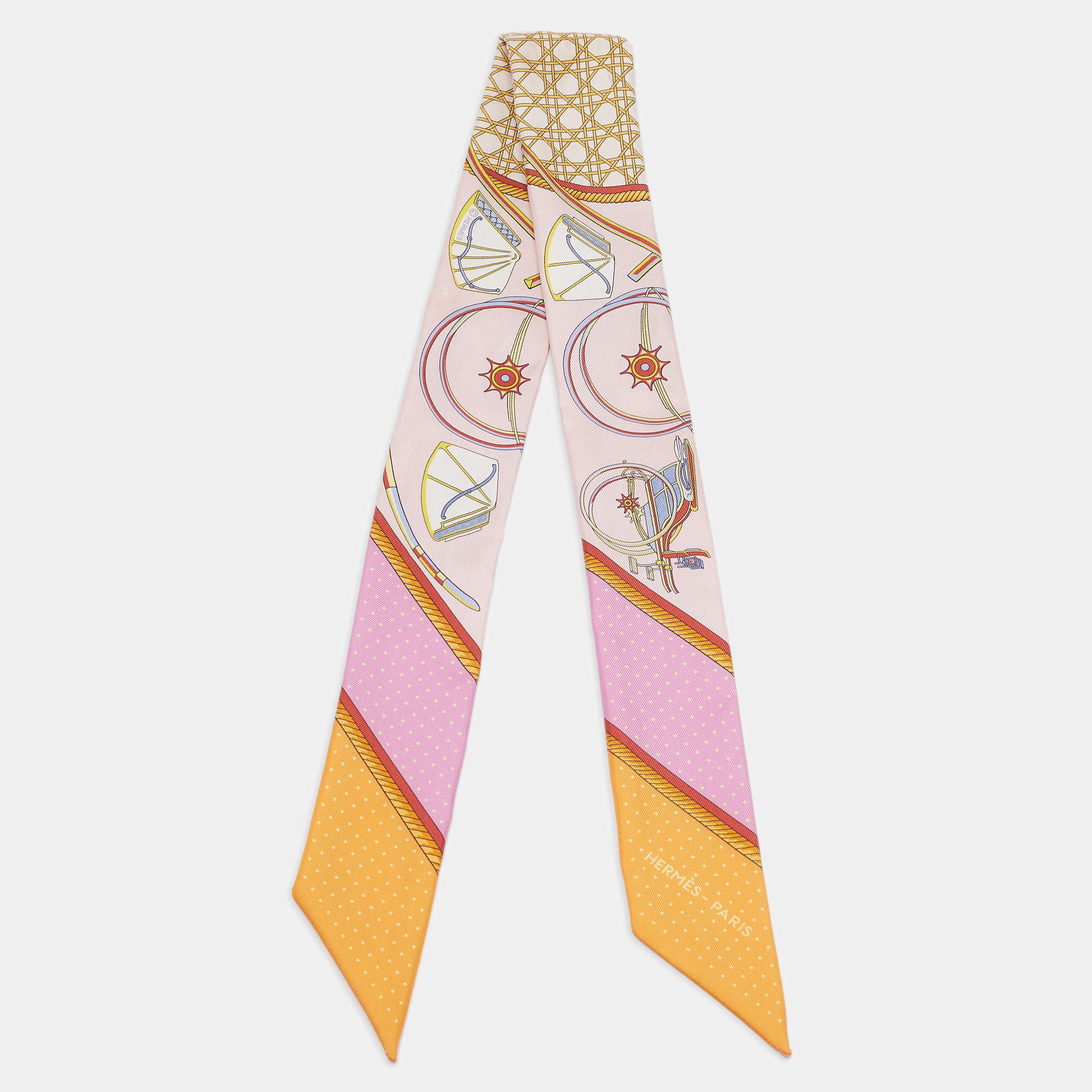 Pre Owned Hermès Rose/Orange Les Voitures a Transformation Silk Twilly