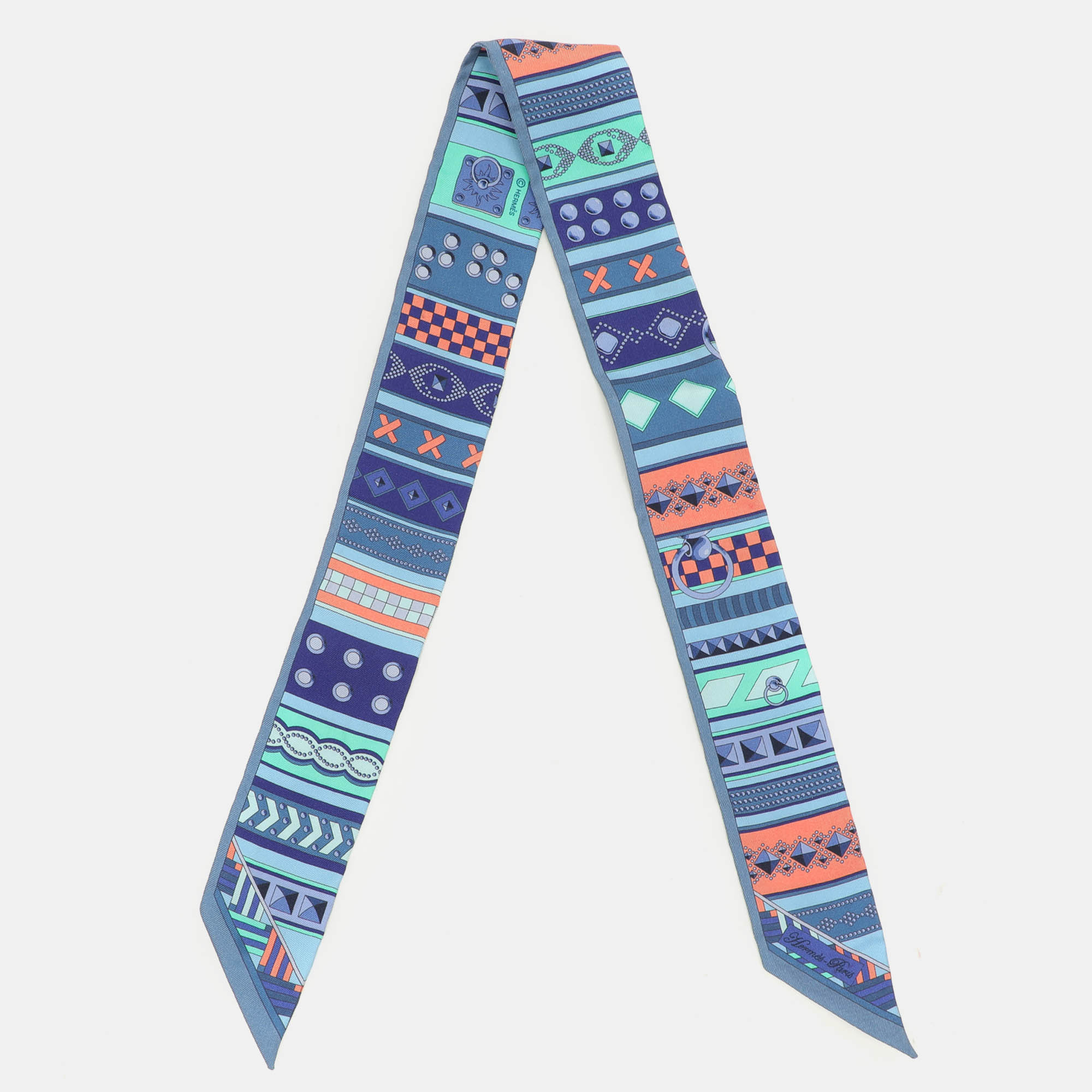 Pre Owned Hermès Blue Collier de Chiens Silk Twilly