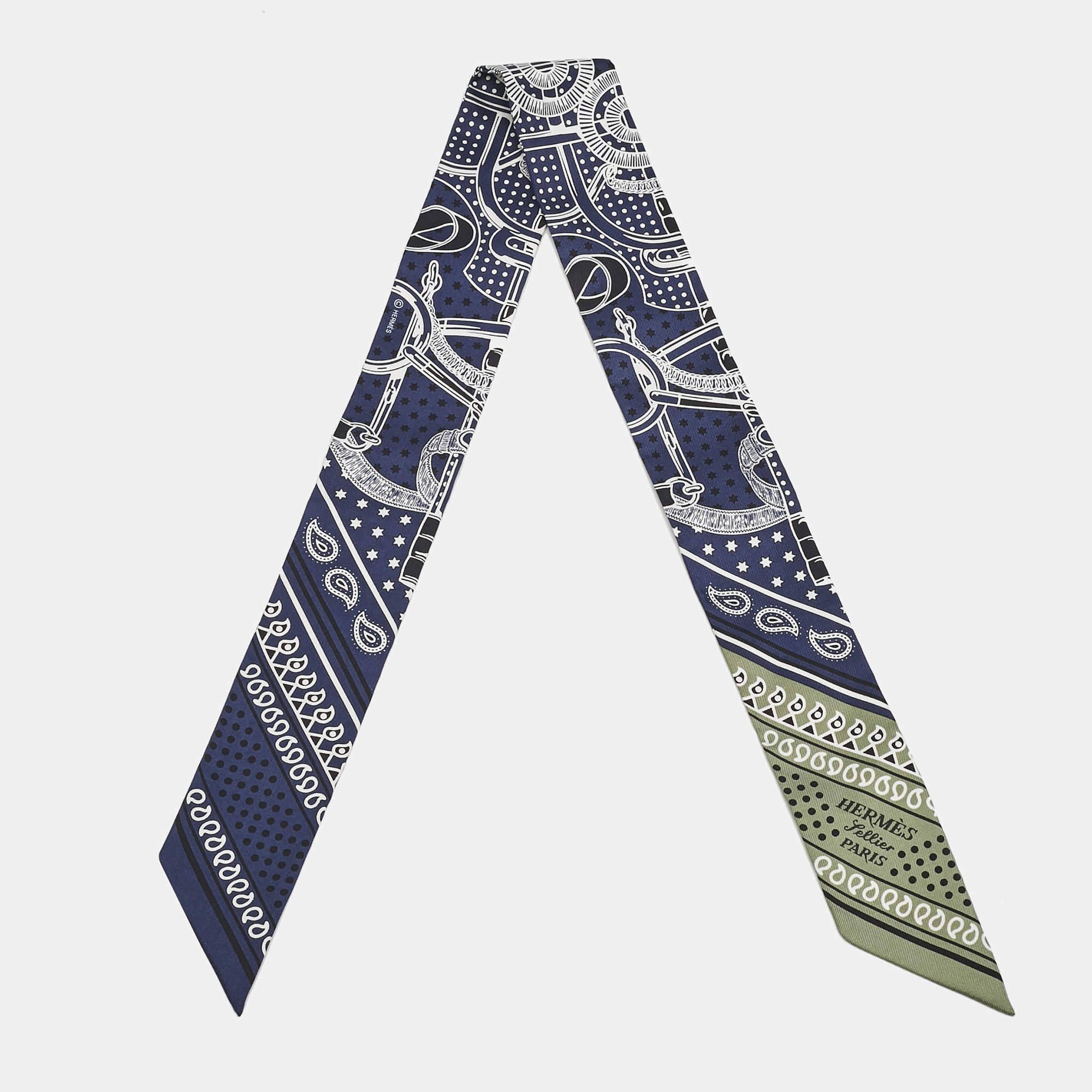 Pre Owned Hermès Navy Blue Eperon d'Or Printed Silk Twilly