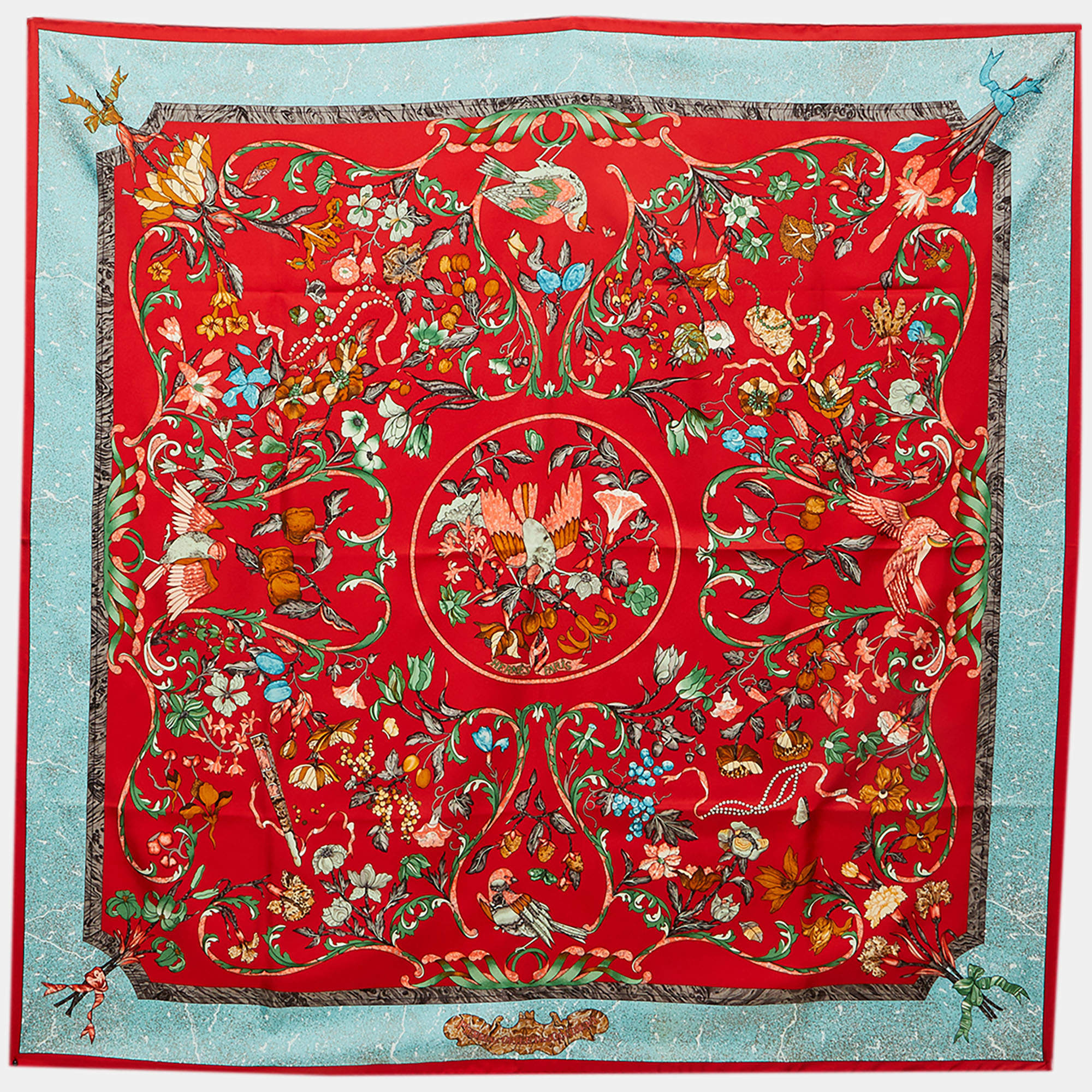 Pre Owned وشاح هيرمس أحمر/أزرق بيير د'أورينت إي د'أوكسيون حرير