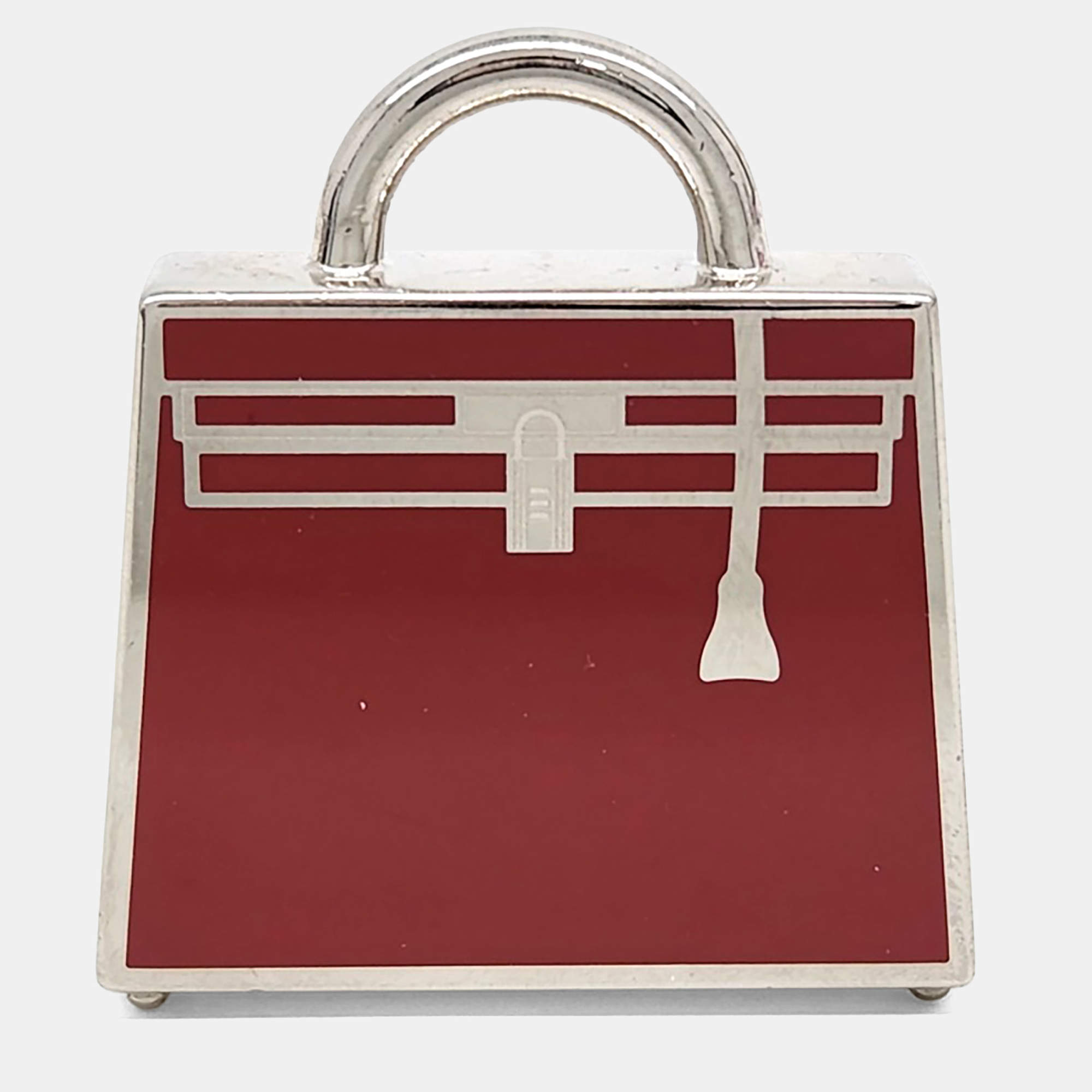 مملوكة مسبقًا Hermes Metal Kelly Pendant