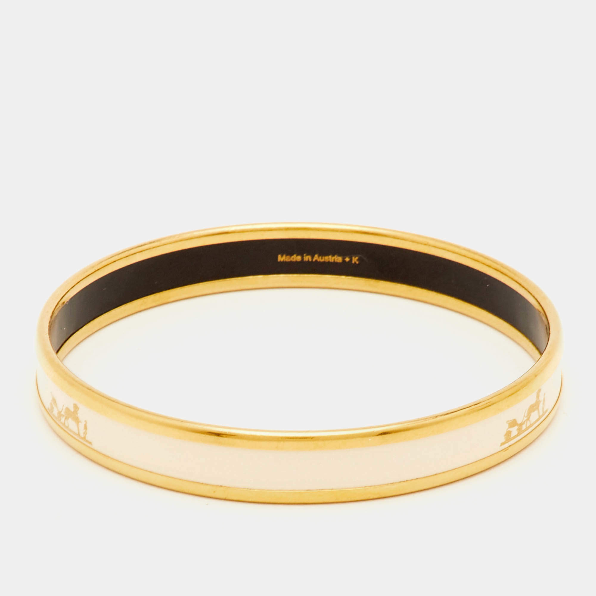 Pre Owned Hermès Caleche Enamel Gold Plated Narrow Bangle Bracelet
