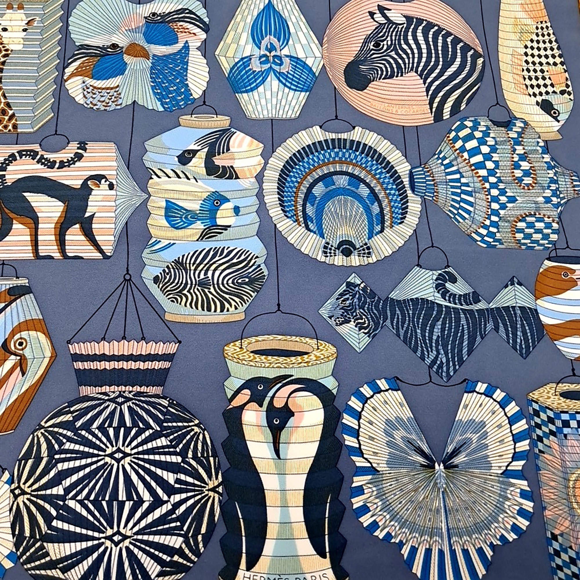 Pre Owned Hermes petite scarf