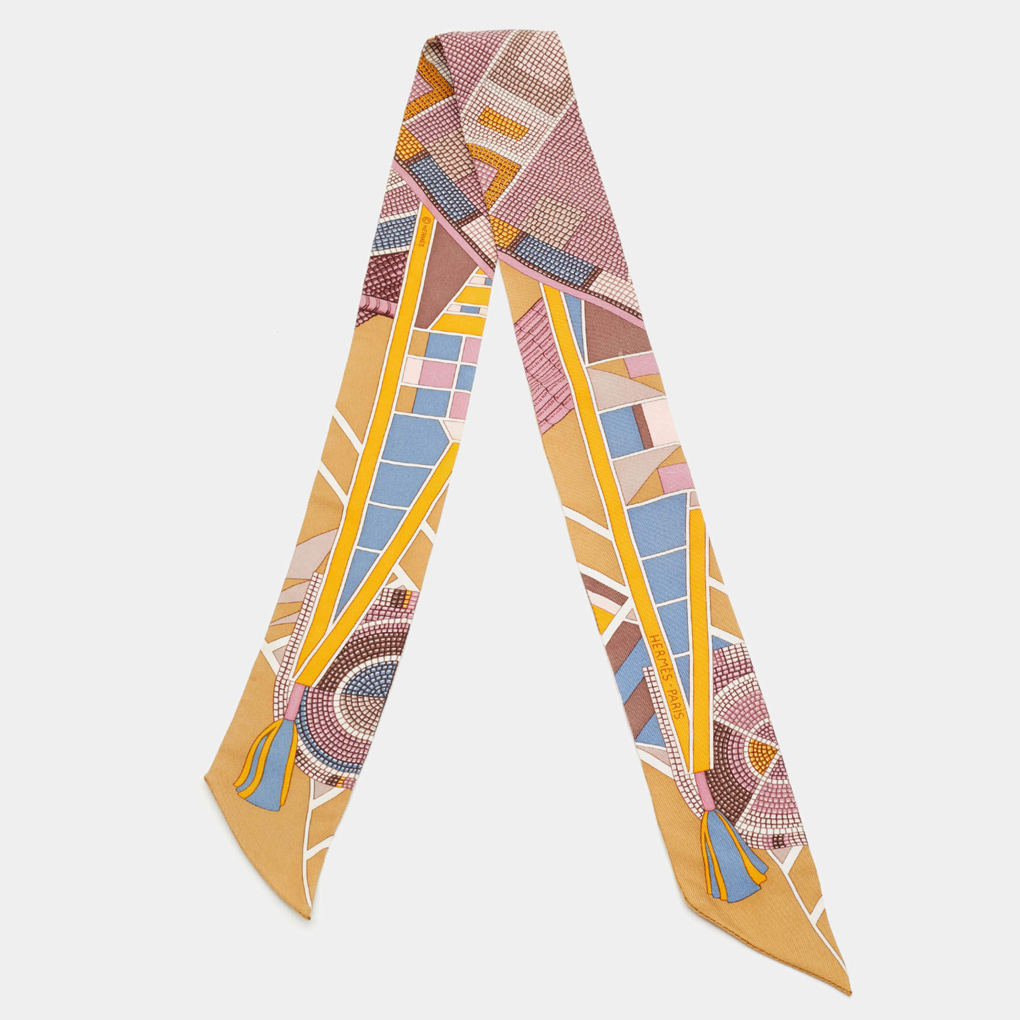 Pre Owned Hermès Pink/Beige L'art Indien des Plaines Silk Twilly 