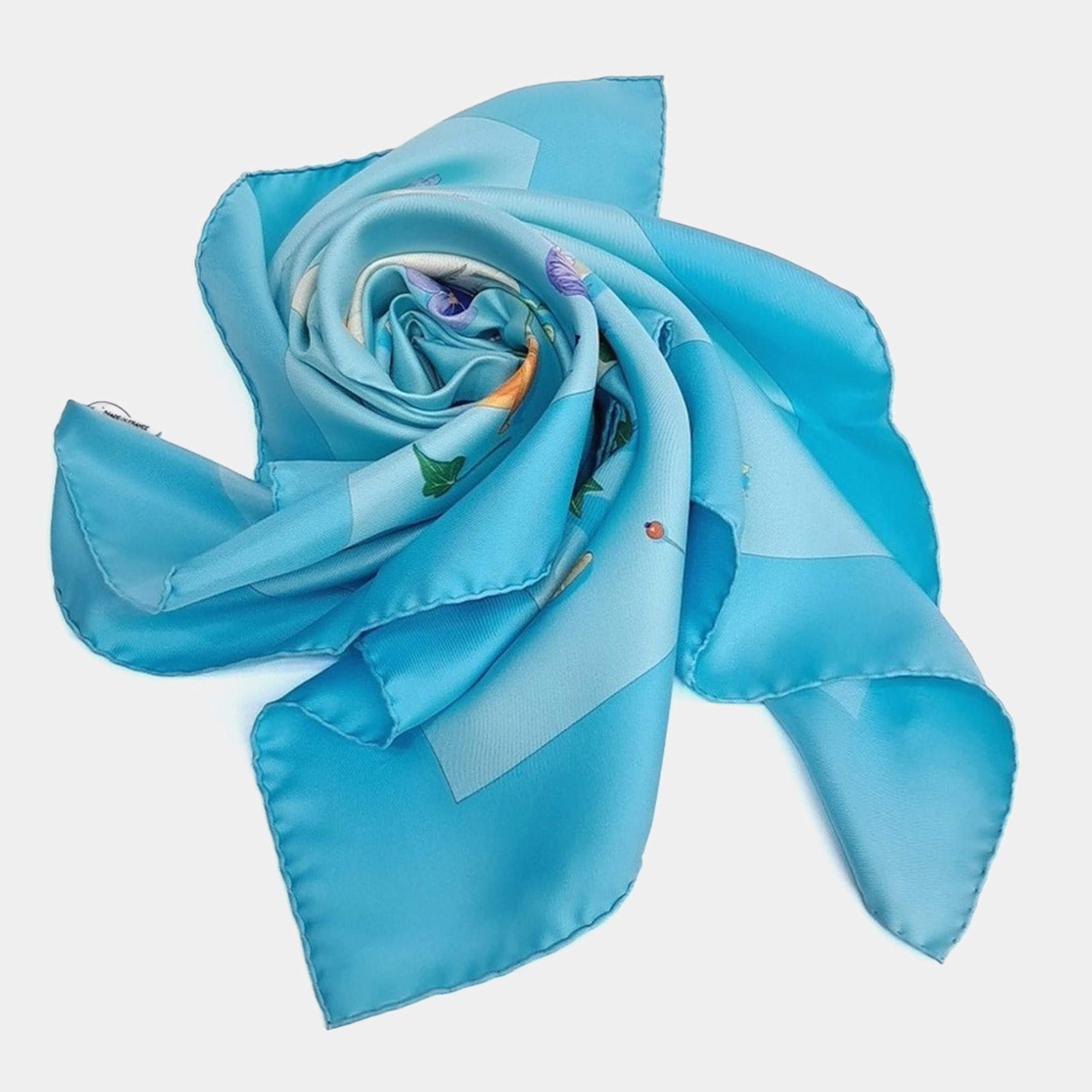 Pre Owned Hermès Multicolor Silk scarf