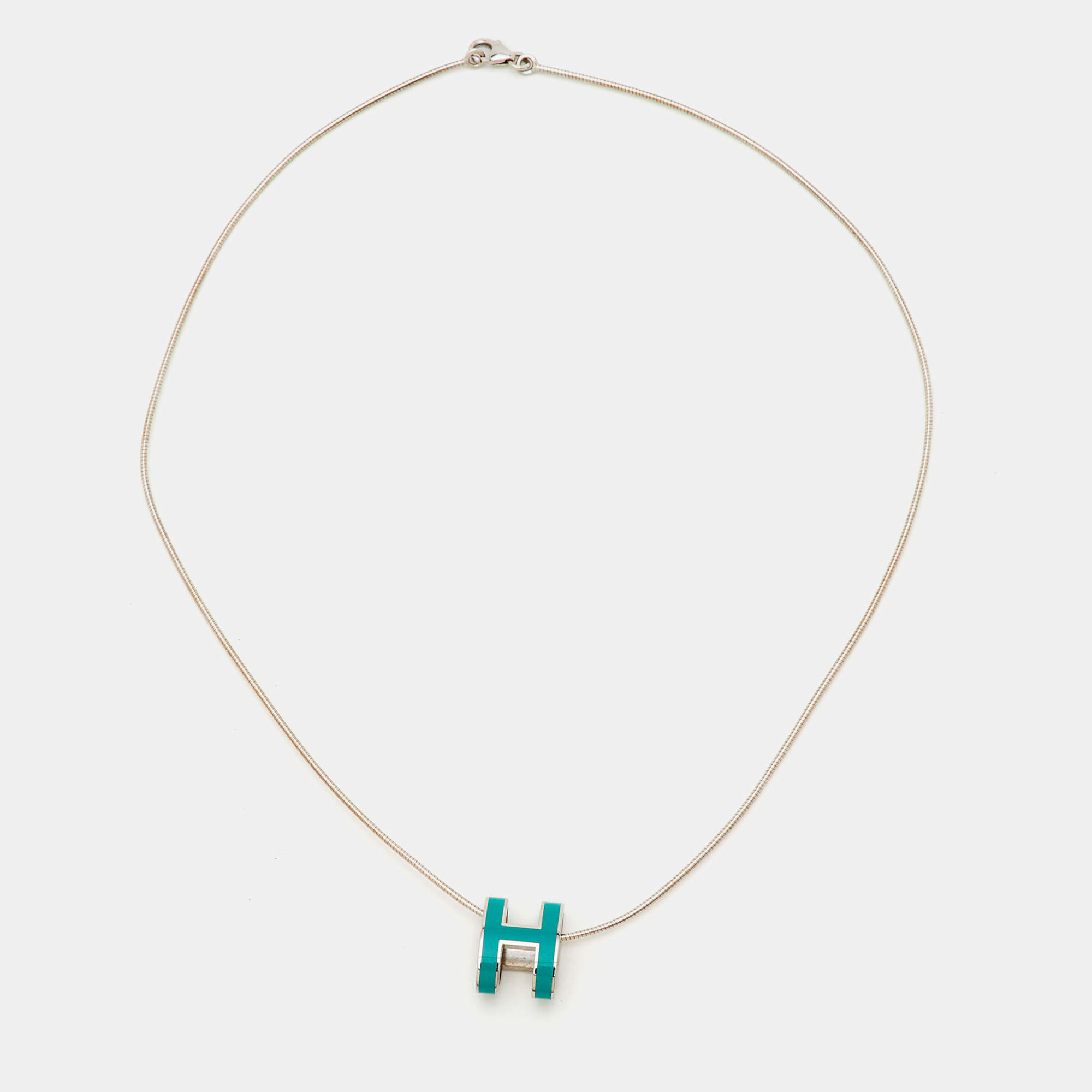 مملوكة مسبقًا Hermes Pop H Turquoise Blue Sterling Silver Pendant Necklace
