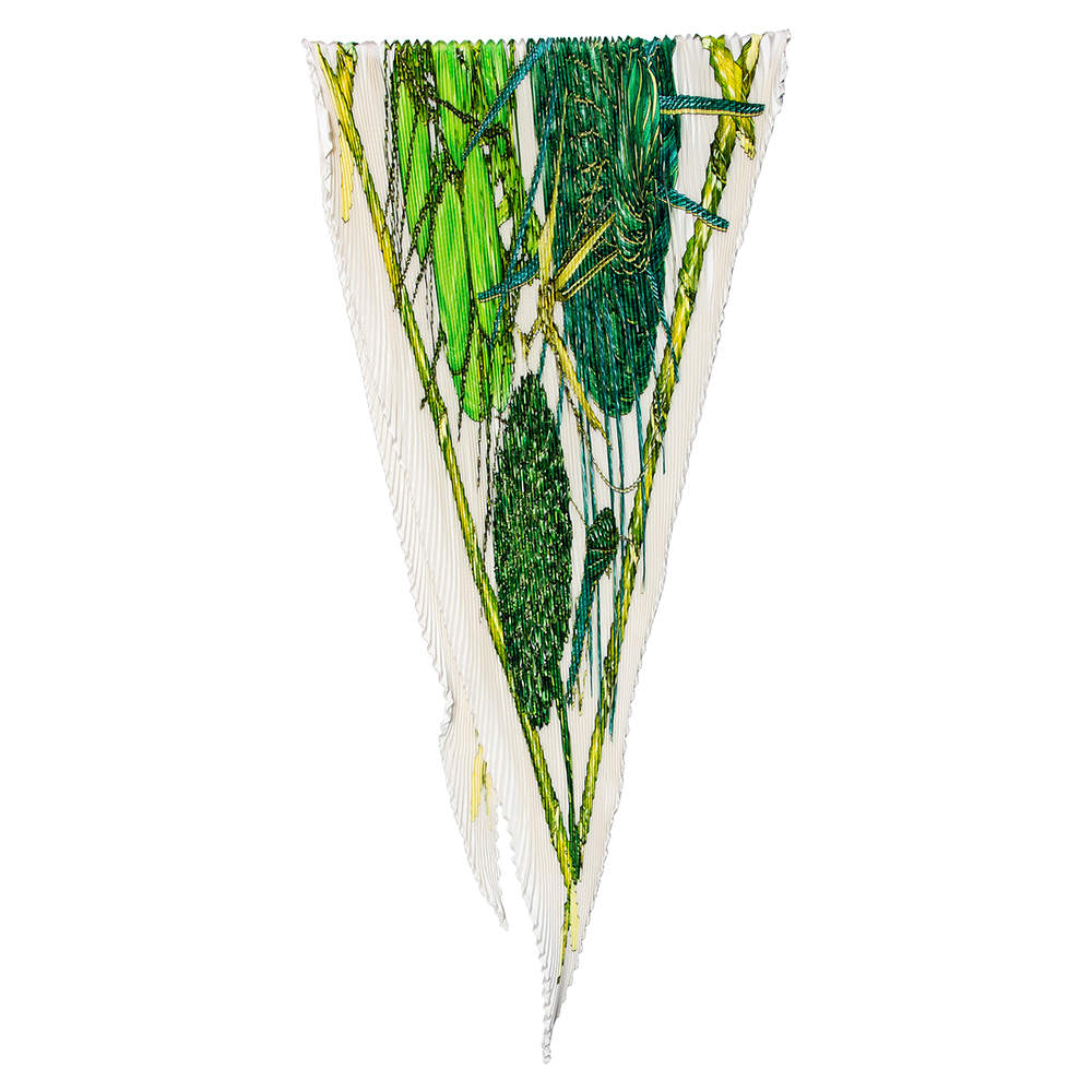 Pre Owned Hermés Cream Jardin Creole Printed Silk Plisse Scarf