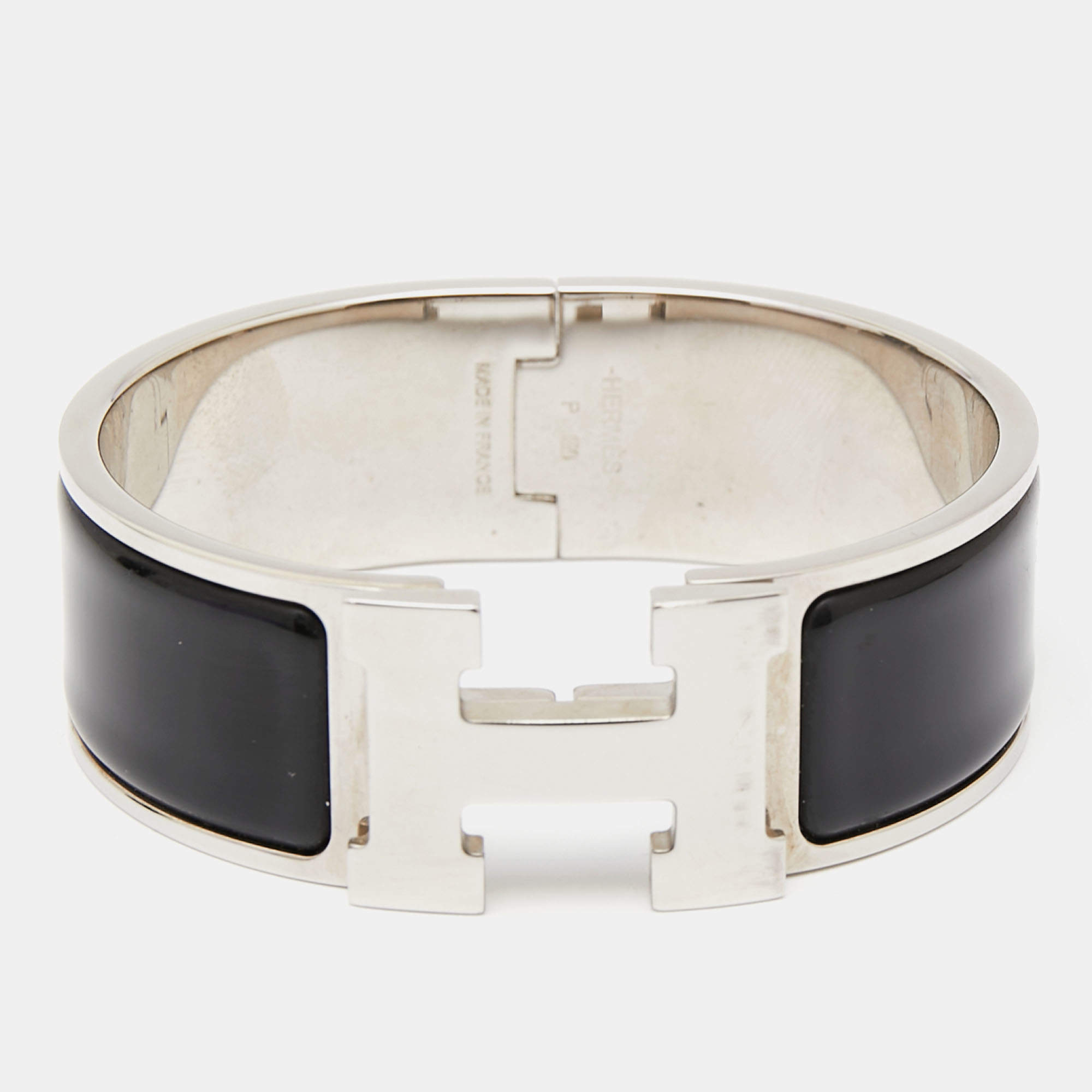 Pre Owned Hermès Clic Clac H Black Enamel Palladium Plated Wide Bracelet PM