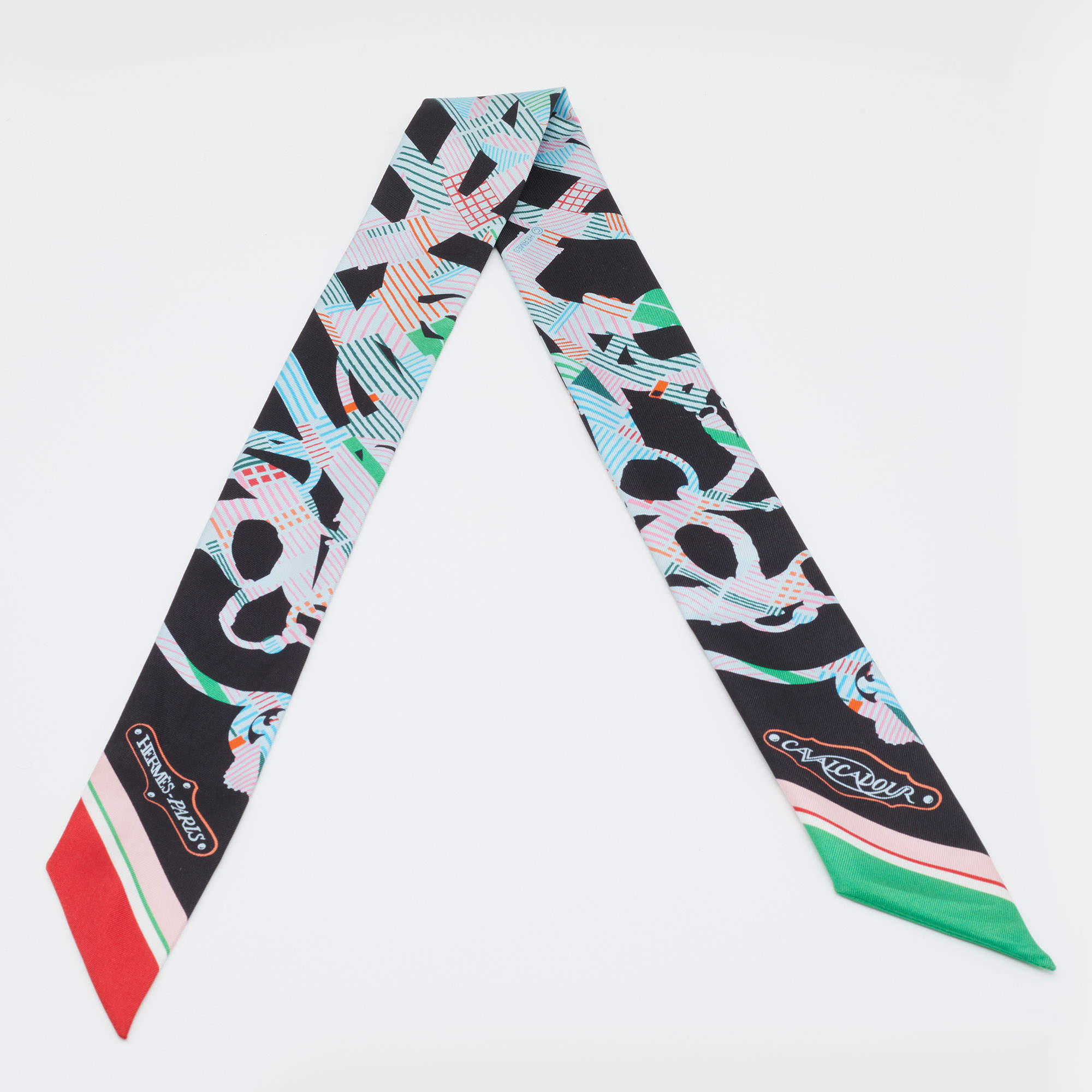 Pre Owned Hermès Black Cavalcadour Silk Twilly