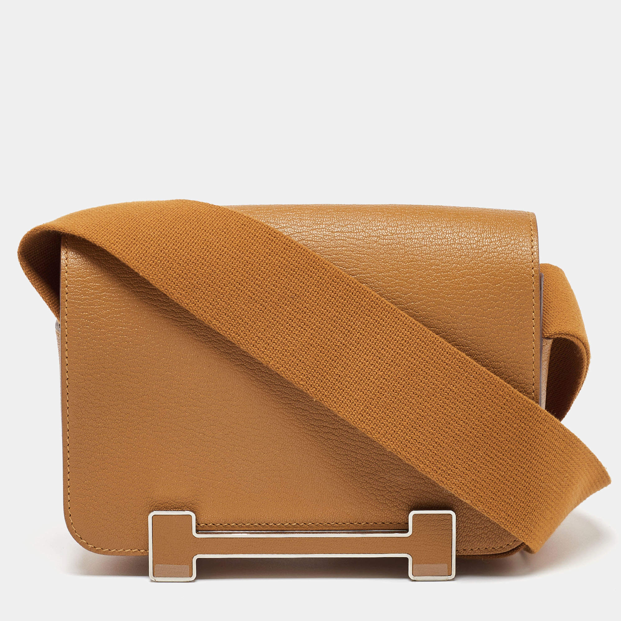 Pre Owned Hermès Caramel Chevre Mysore Leather Palladium Finish Geta Bag