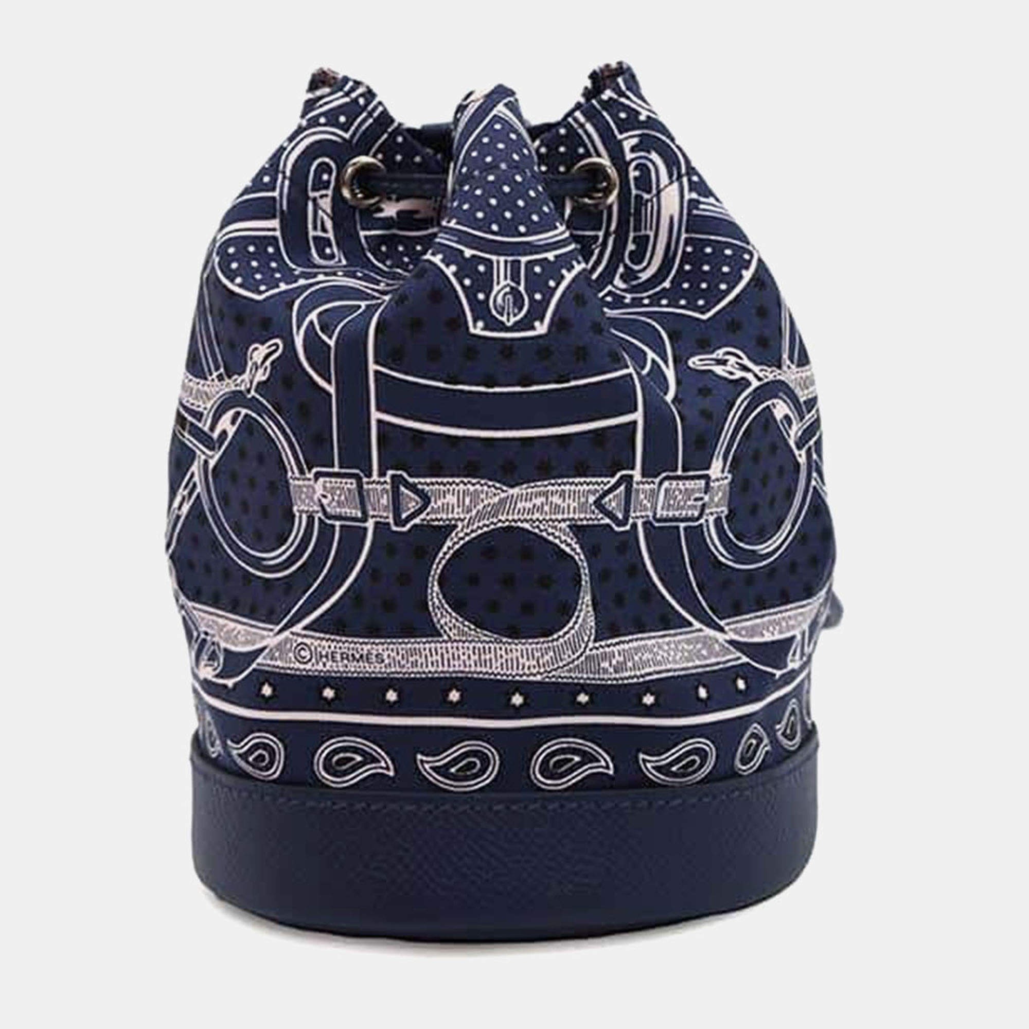 مملوكة مسبقًا Hermes Blue Leather and Silk Sac Soi Cool Bag