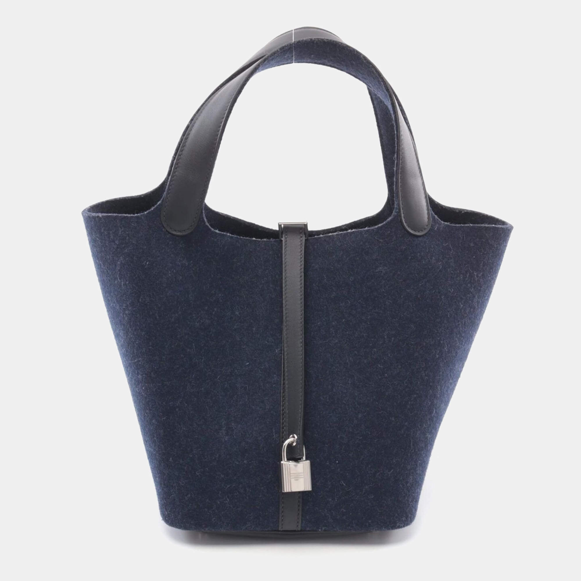 Hermes Blue Nuit Swift Leather Feutre Picotin Lock 22 Touch Handbag  