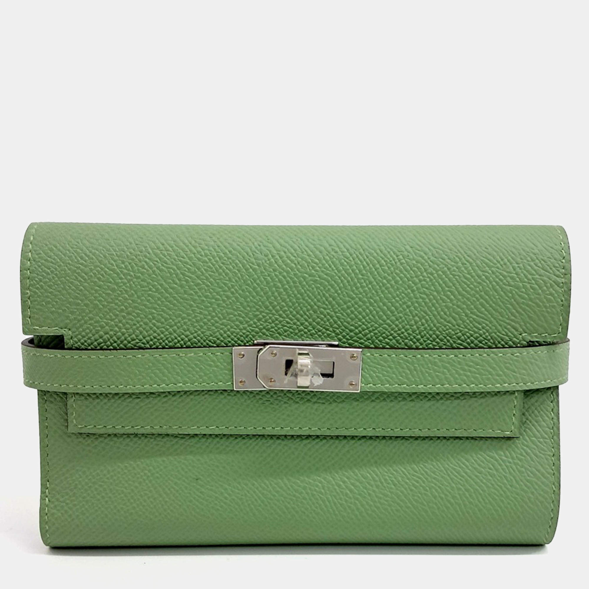 Pre Owned Hermes Green Leather Kelly Medium Wallet