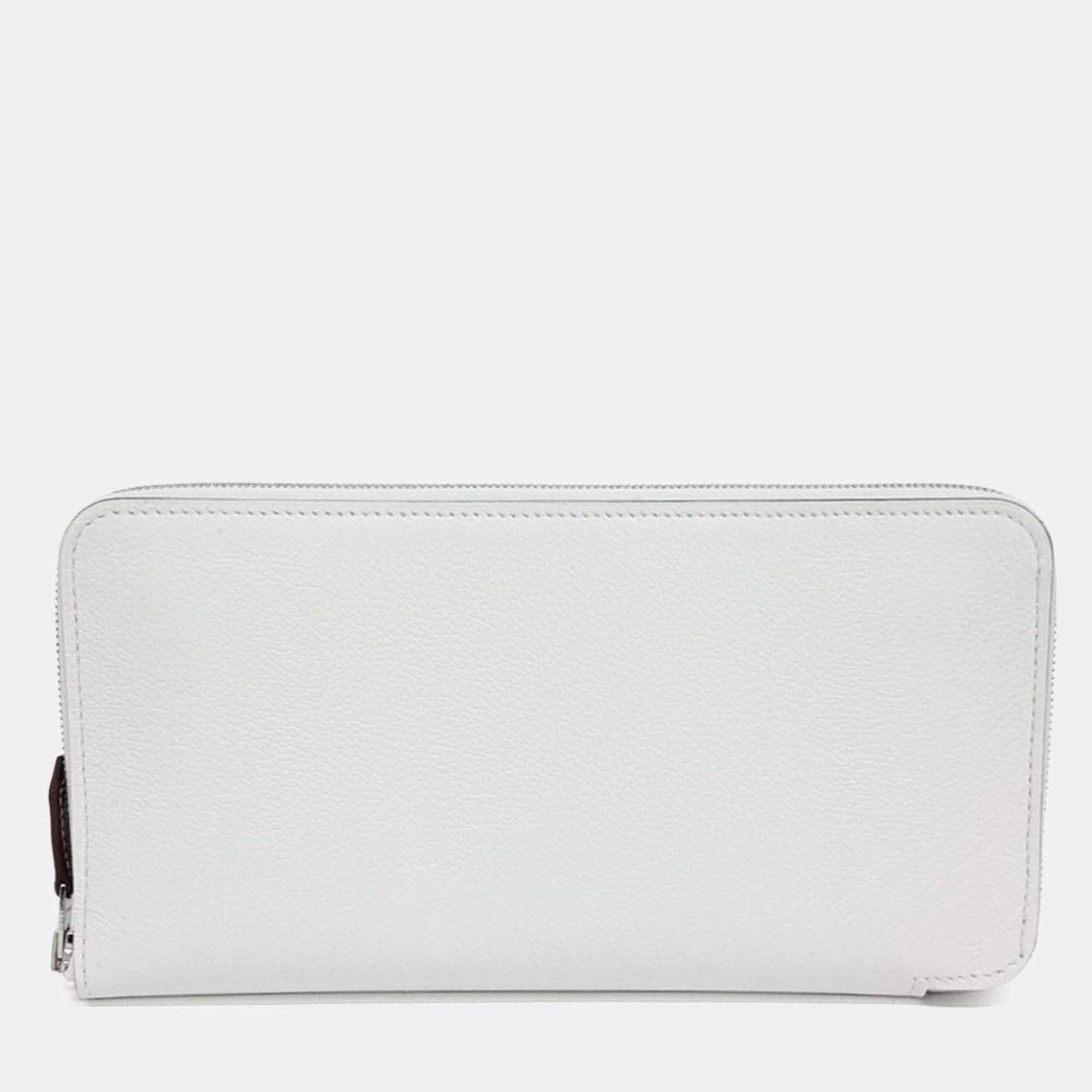 Pre Owned Hermes White Leather Silky Long Wallet