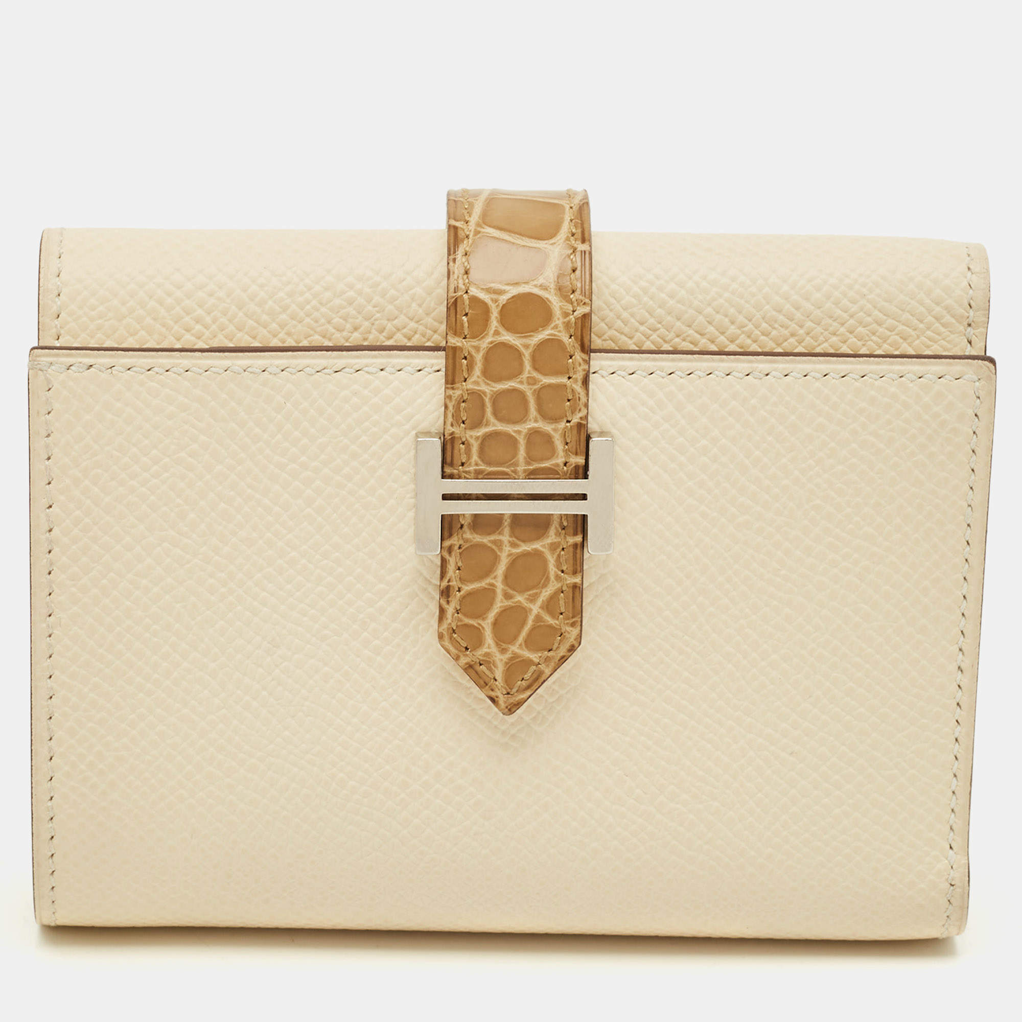 مملوكة مسبقًا Hermes Bearn Nata/Beige Sable Epsom Leather and Crocodile Compact Wallet