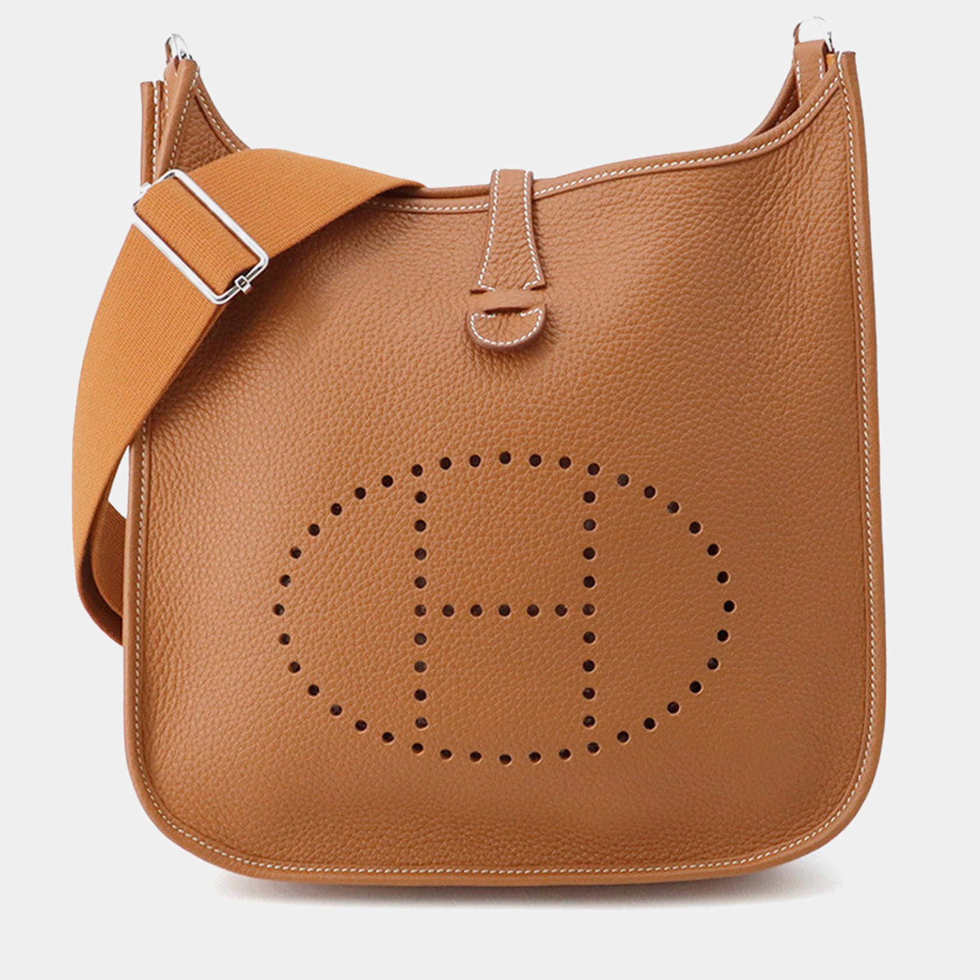 مملوكة مسبقًا Hermes Evelyne3 Gold Taurillon Clemence Size PM